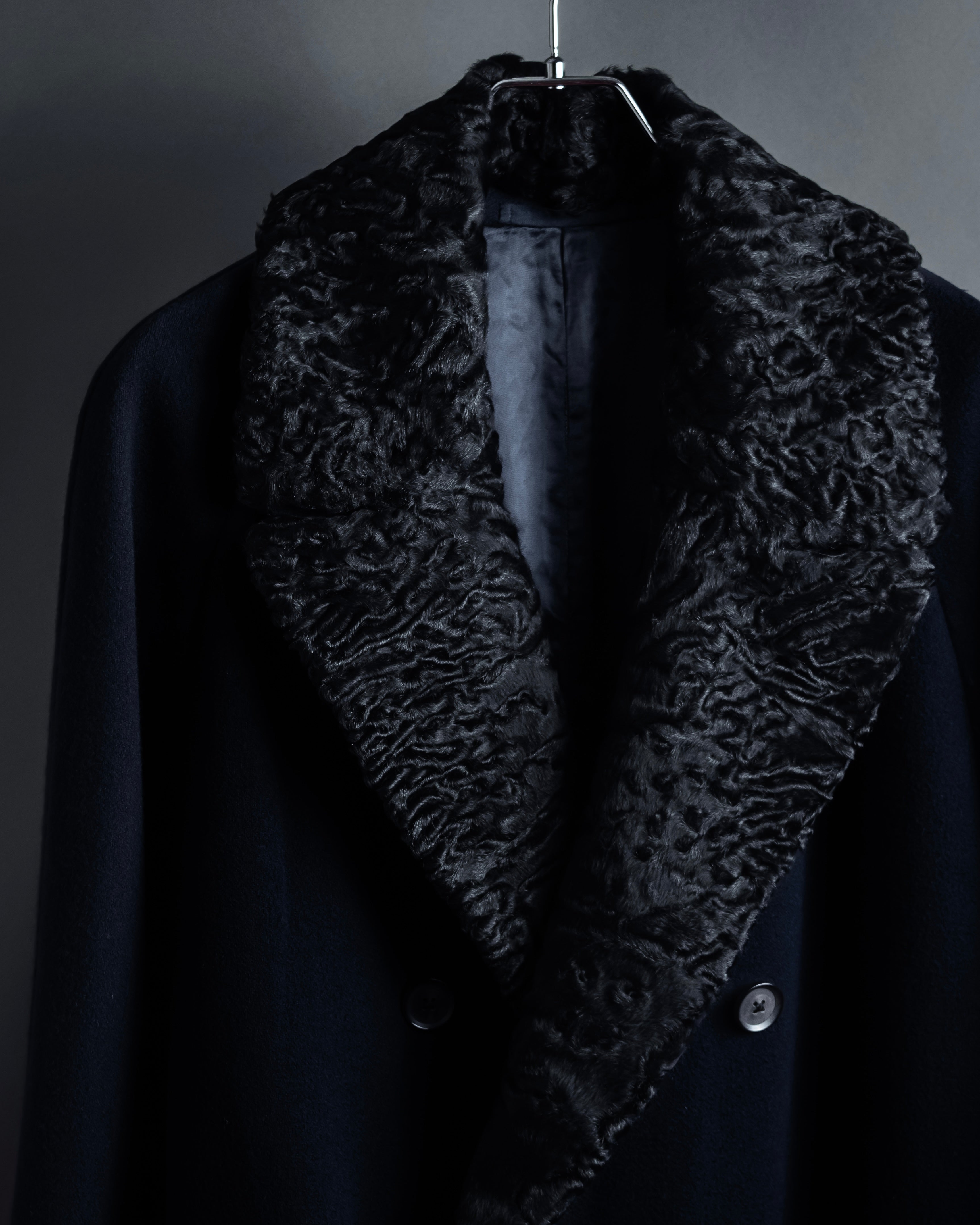 -SPECIAL- "CARUSO"
 Fur collar design belted melton coat