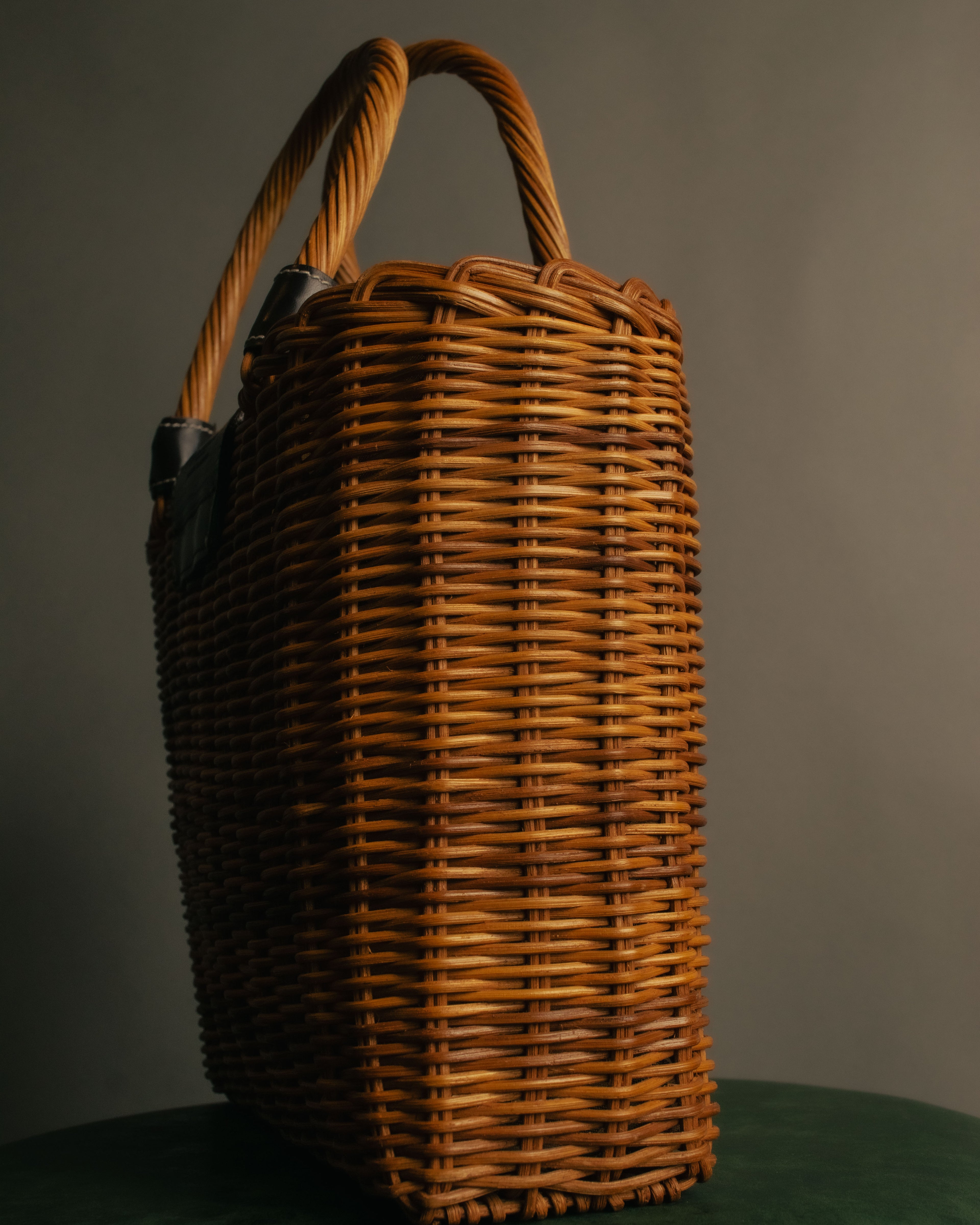 “BURBERRY BLUE LABEL” 00’s Rattan check lining basket bag