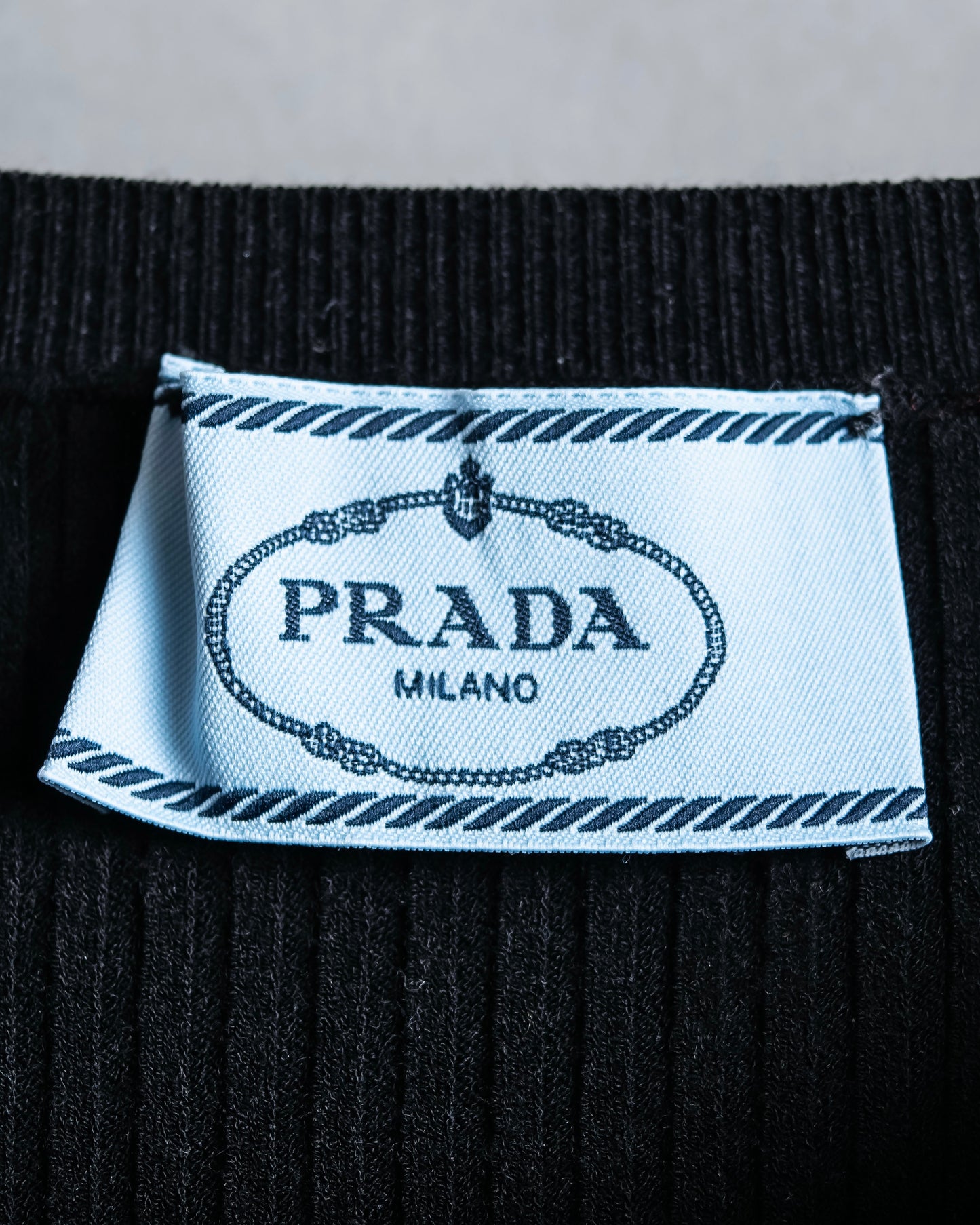 "PRADA" Ribbed black color pullover knit