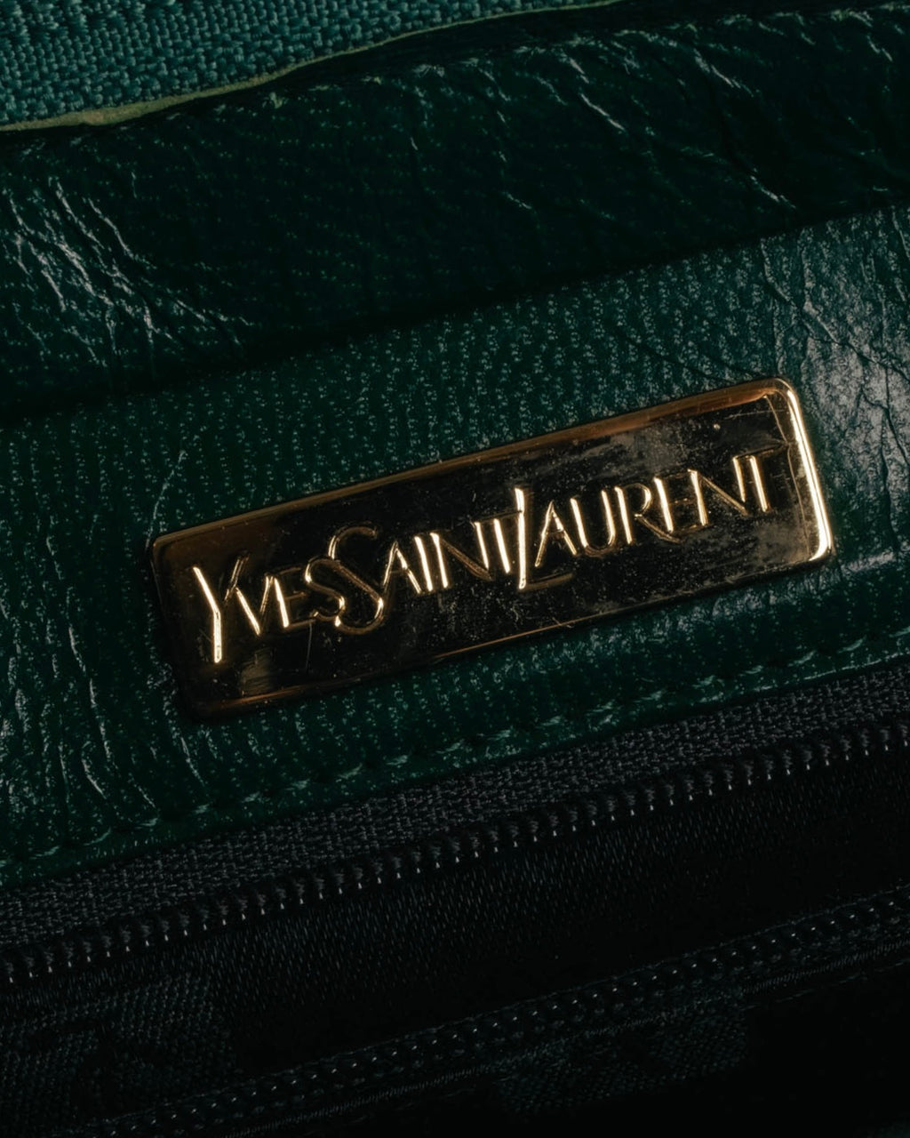 -SPECIAL- "Yves Saint Laurent" 80's-90's Glossy green exotic leather shoulder handbag