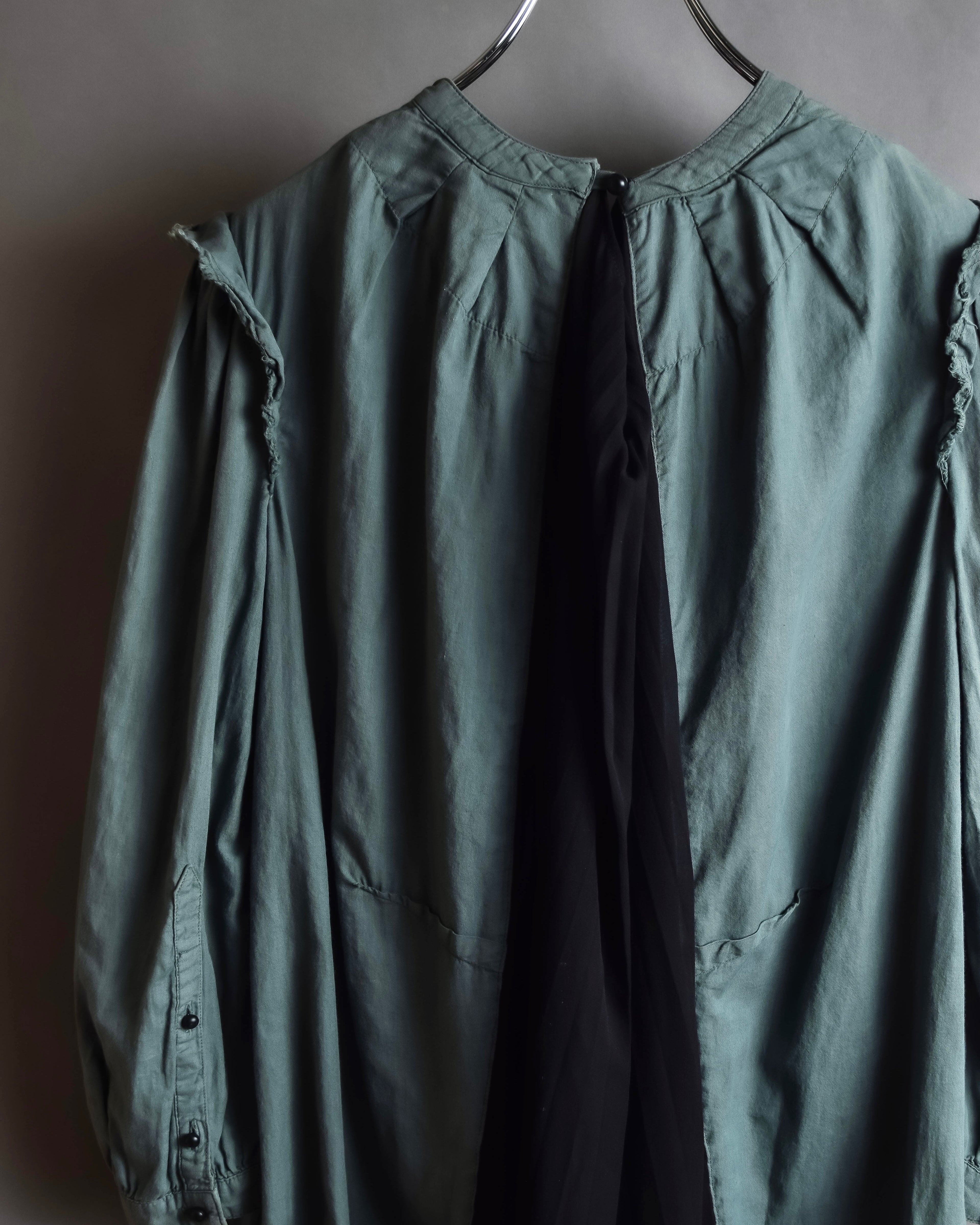 "UNDERCOVER" Raw edge frill design military-like shirt tunic