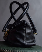 "ADMJ" Gold clasp grain leather shoulder bag