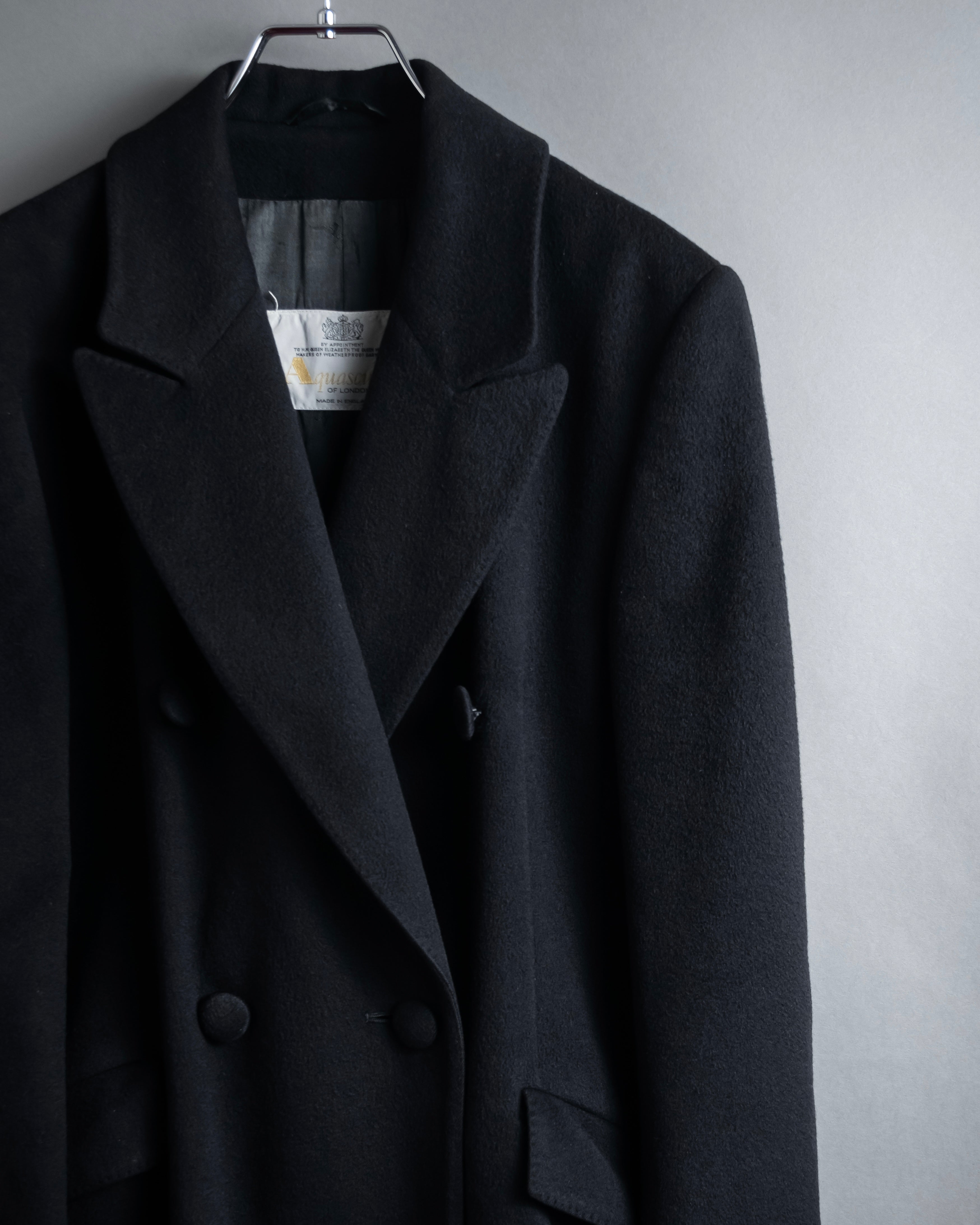 "Aquascutum" Elegantly tailored double-breasted long chester coat