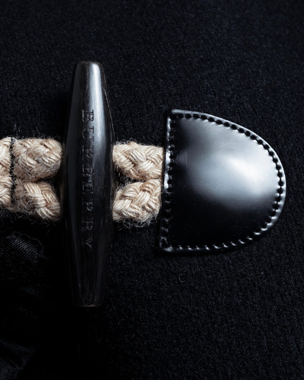 "BURBERRY" Classic detailing melton wool duffle coat