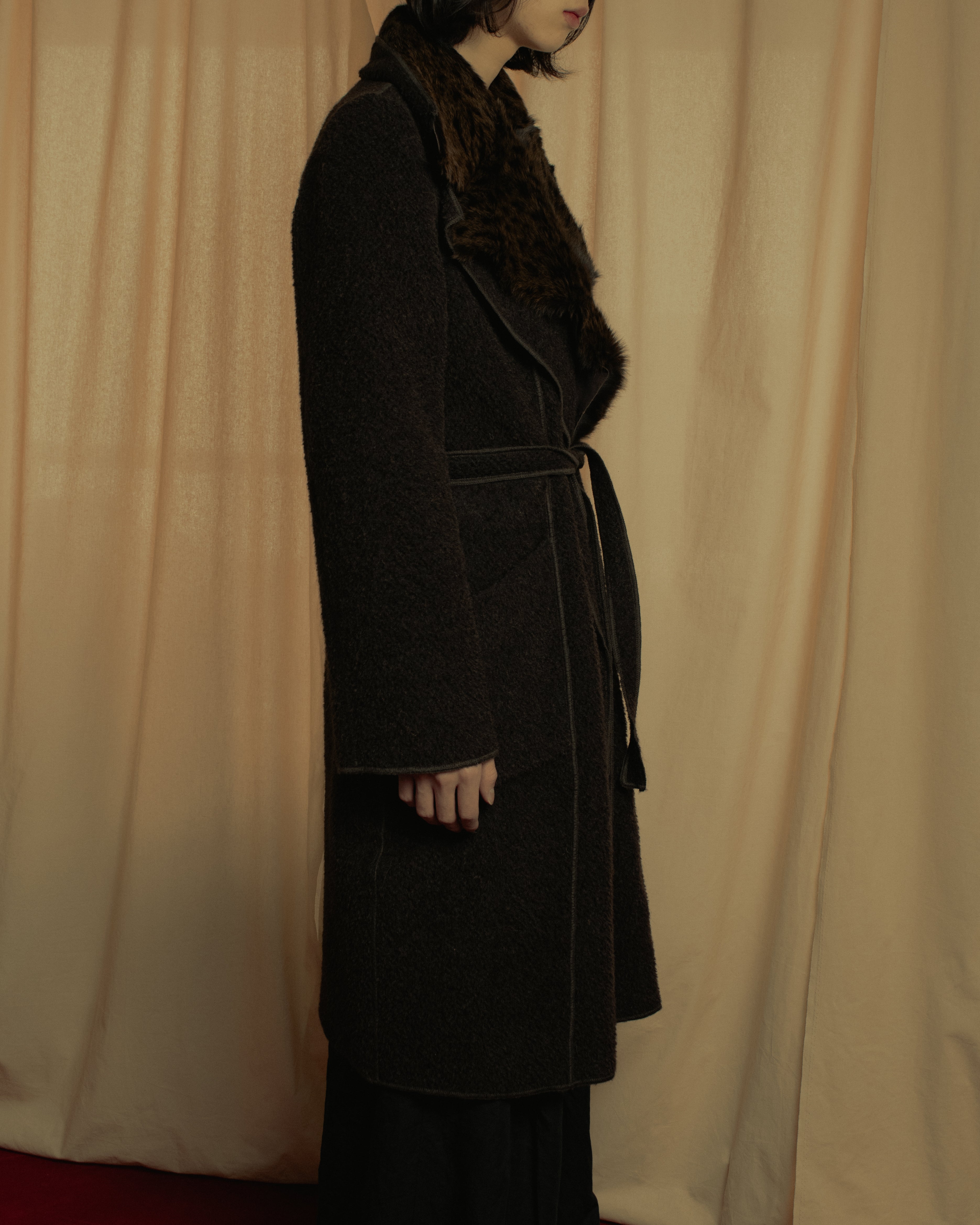 "FENDI" 90’s-00’s Sculptural belted leopard cat fur collar alpaca coat