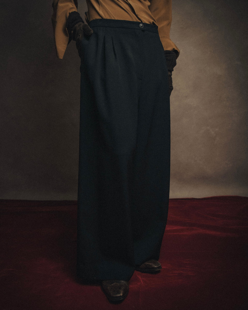 –SPECIAL– “CHANEL” 97AW Wide tuck trousers