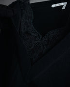 "Chloe" 2020 Lace-trimmed v-neck knit top