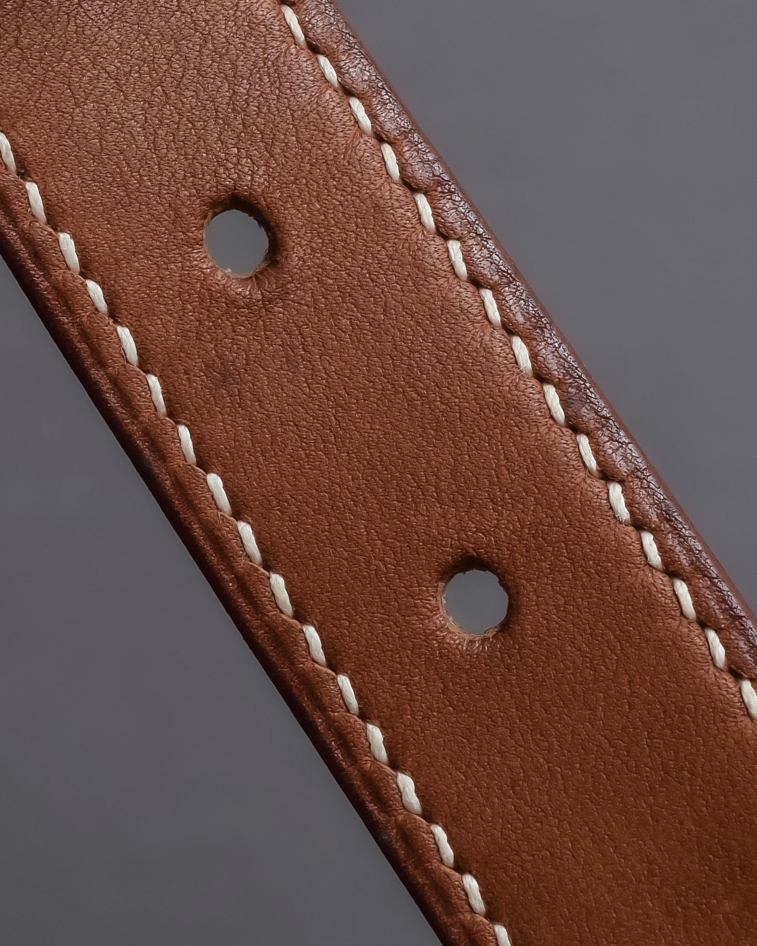 "HERMES" Hand stitched contrast saddle leather belt