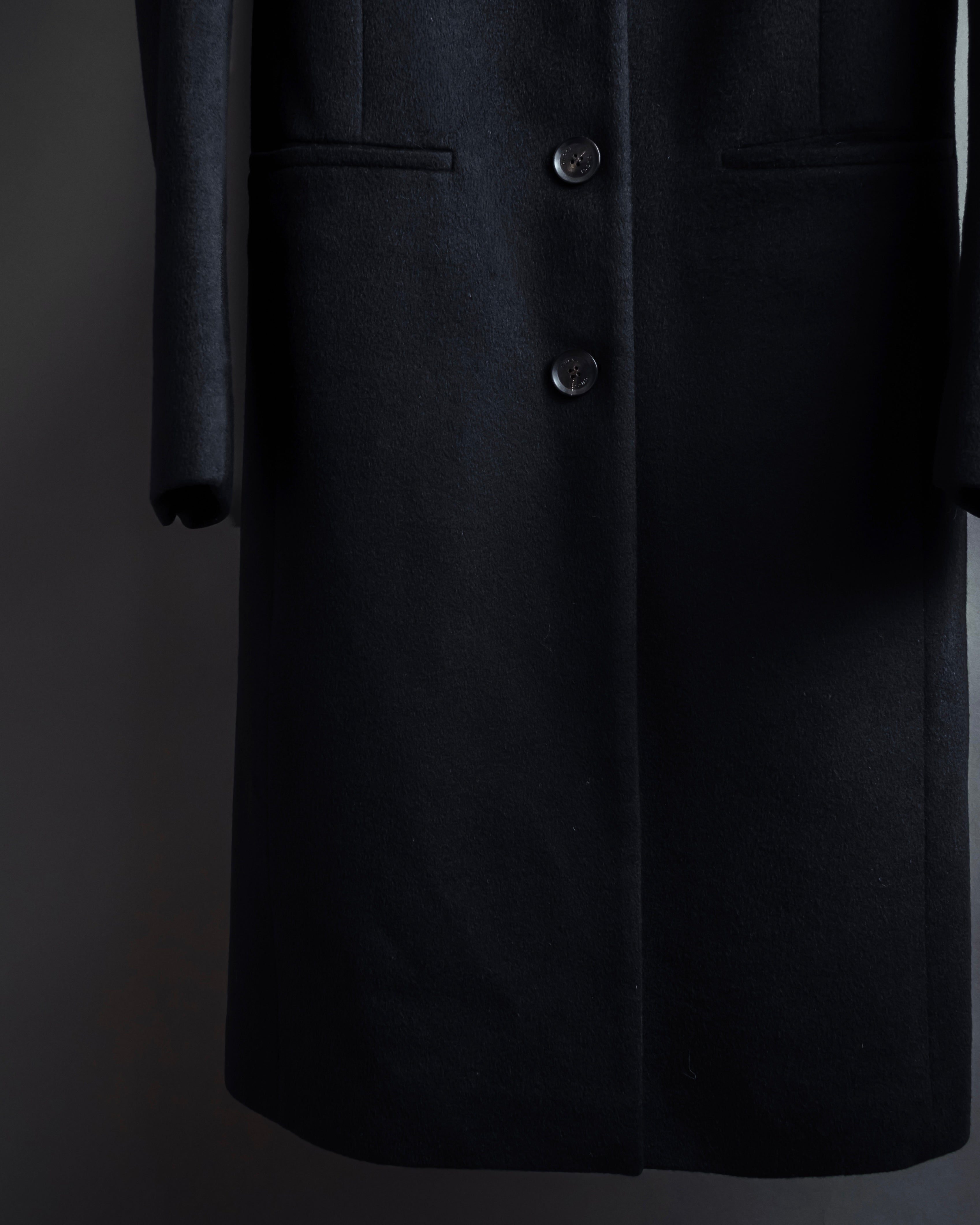 "GUCCI" Michele period linear silhouette wool chester coat