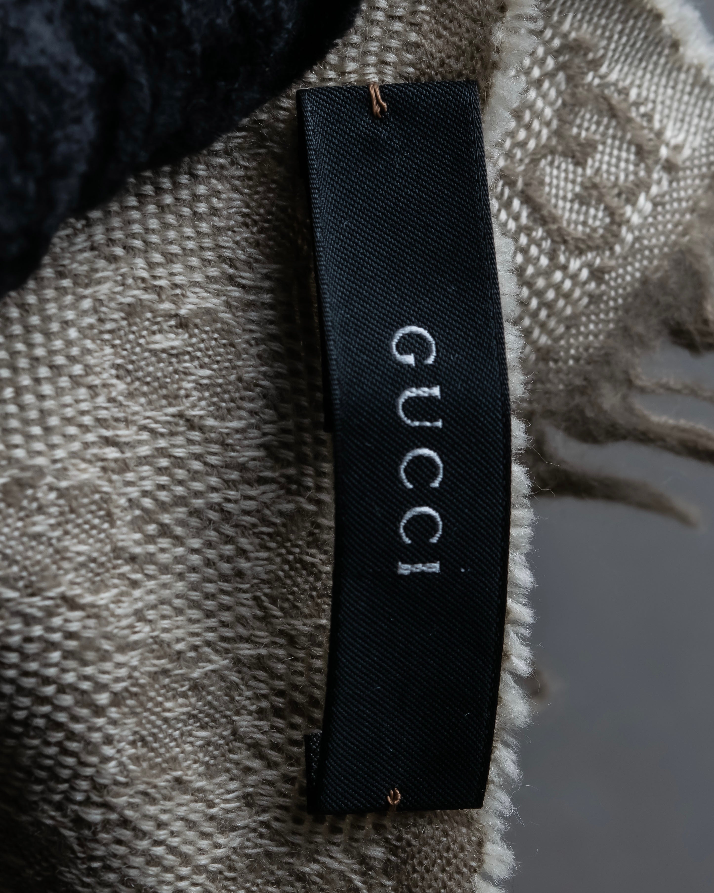 "GUCCI" GG monogram logo pattern fringe design stole