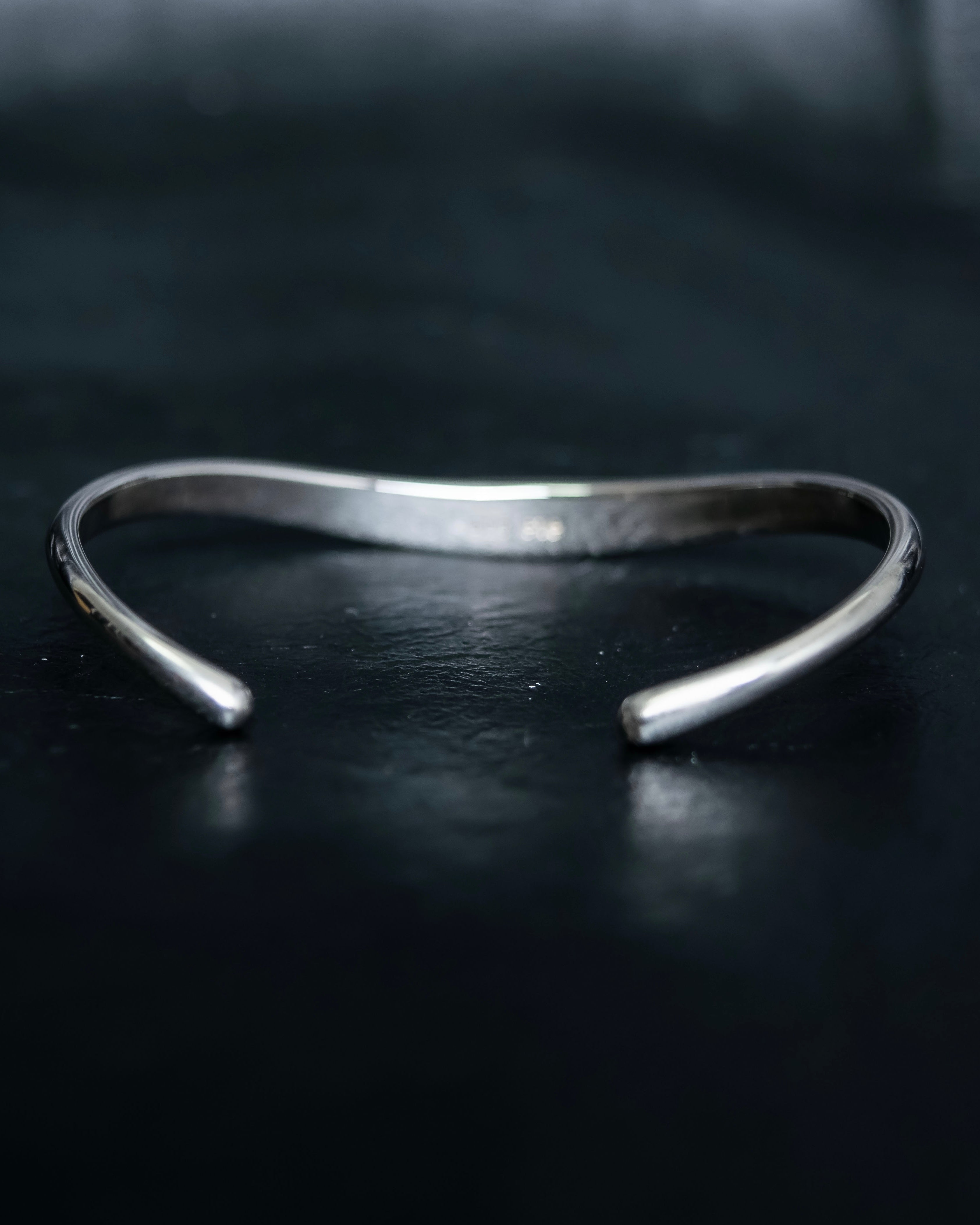"ete" Silver 925 wavy design bangle
