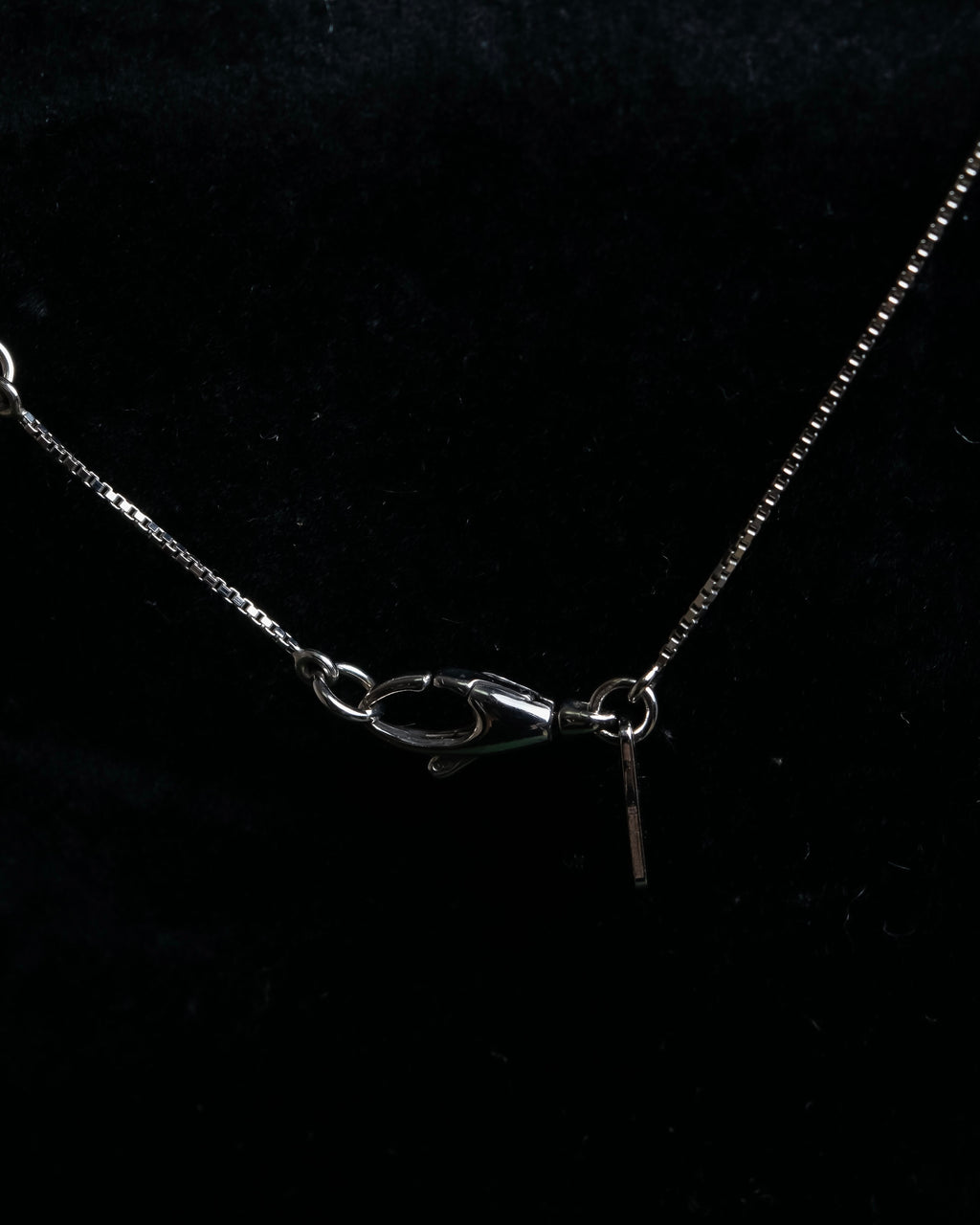 "GUCCI" Link to Love collection silver necklace