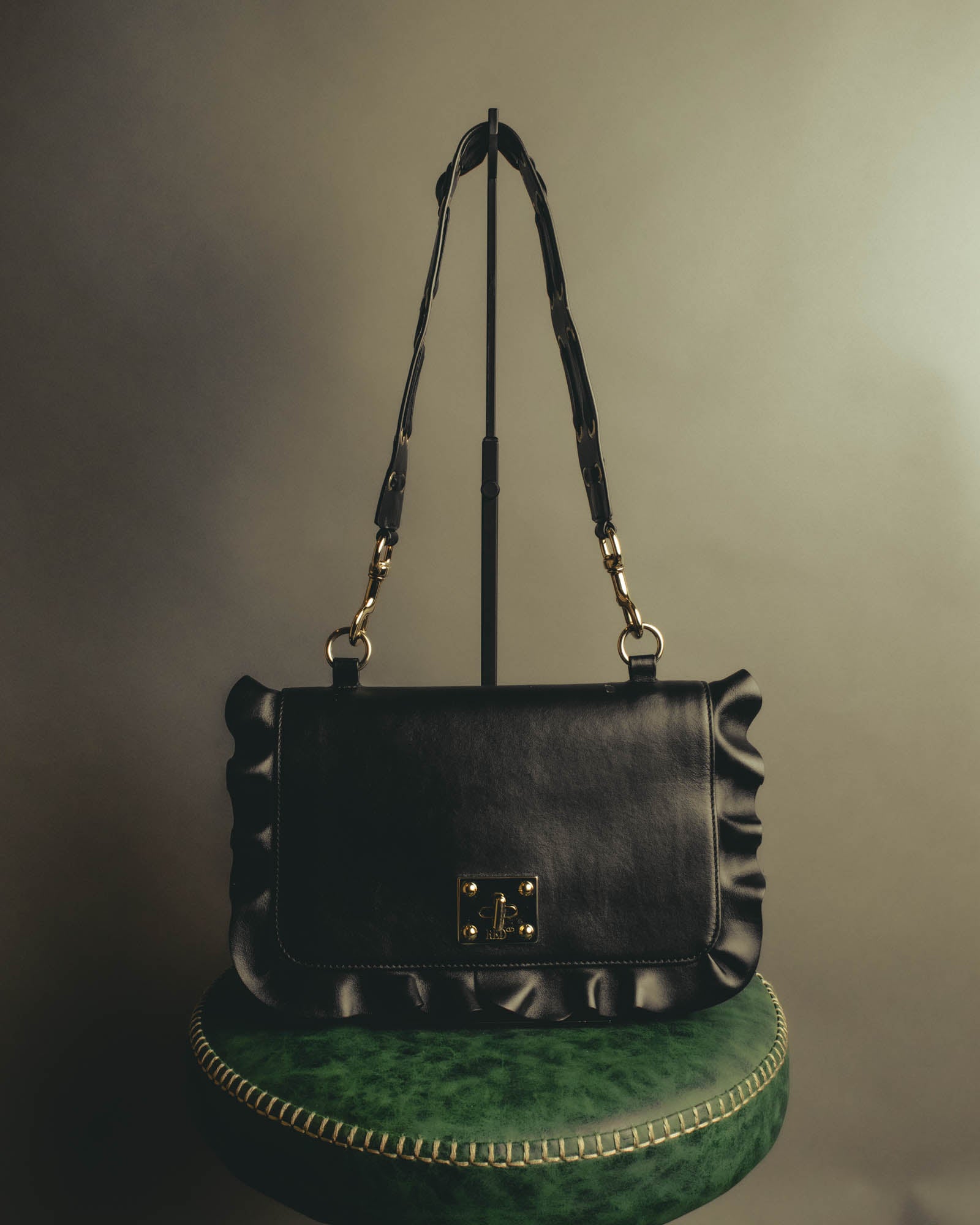 "RED VALENTINO" 2010's Ruffled leather shoulder bag