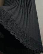 “ISSEY MIYAKE” 00’s wool blend pleated cutwork skirt
