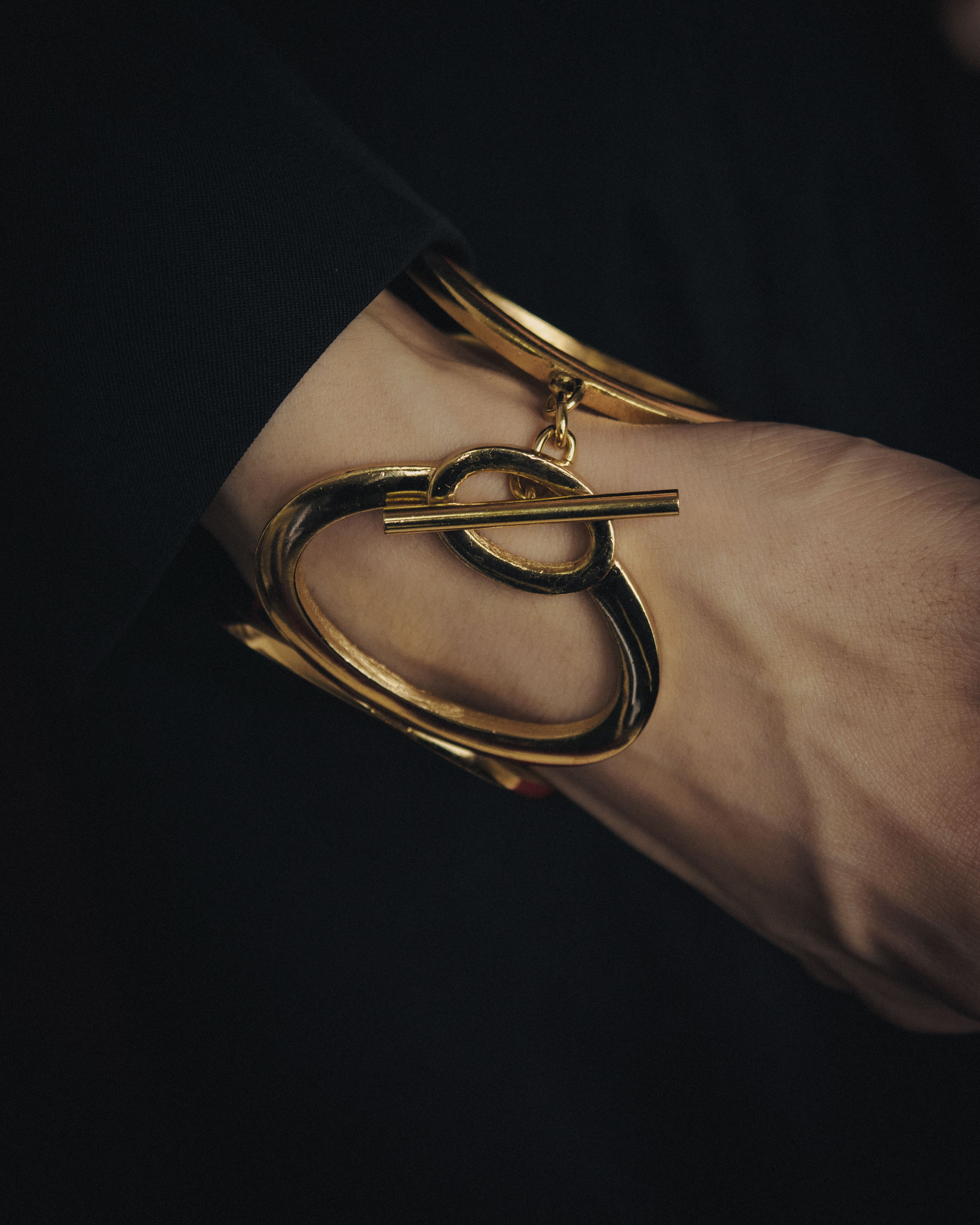 –SPECIAL– “Christian Dior” 90’s Sculptural oval link bracelet
