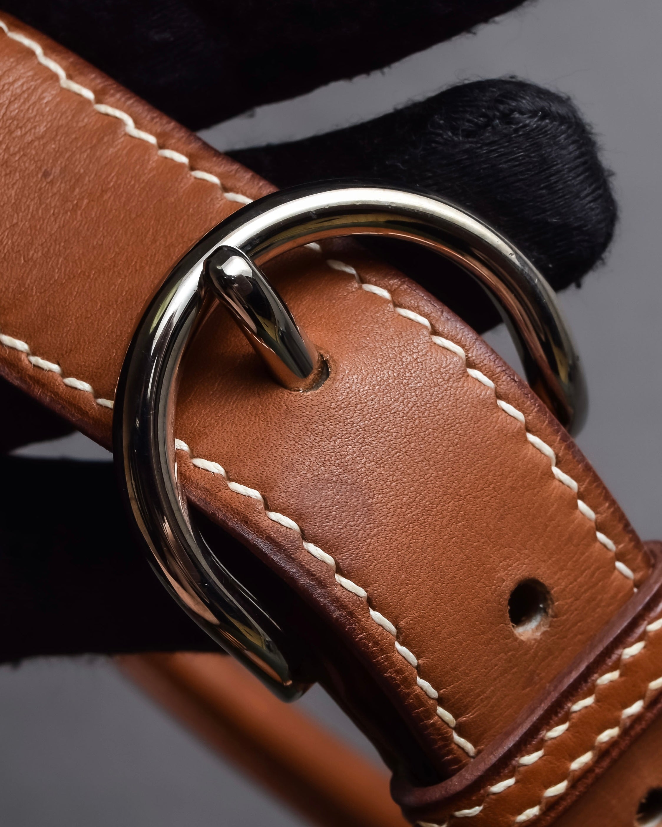 "HERMES" Hand stitched contrast saddle leather belt