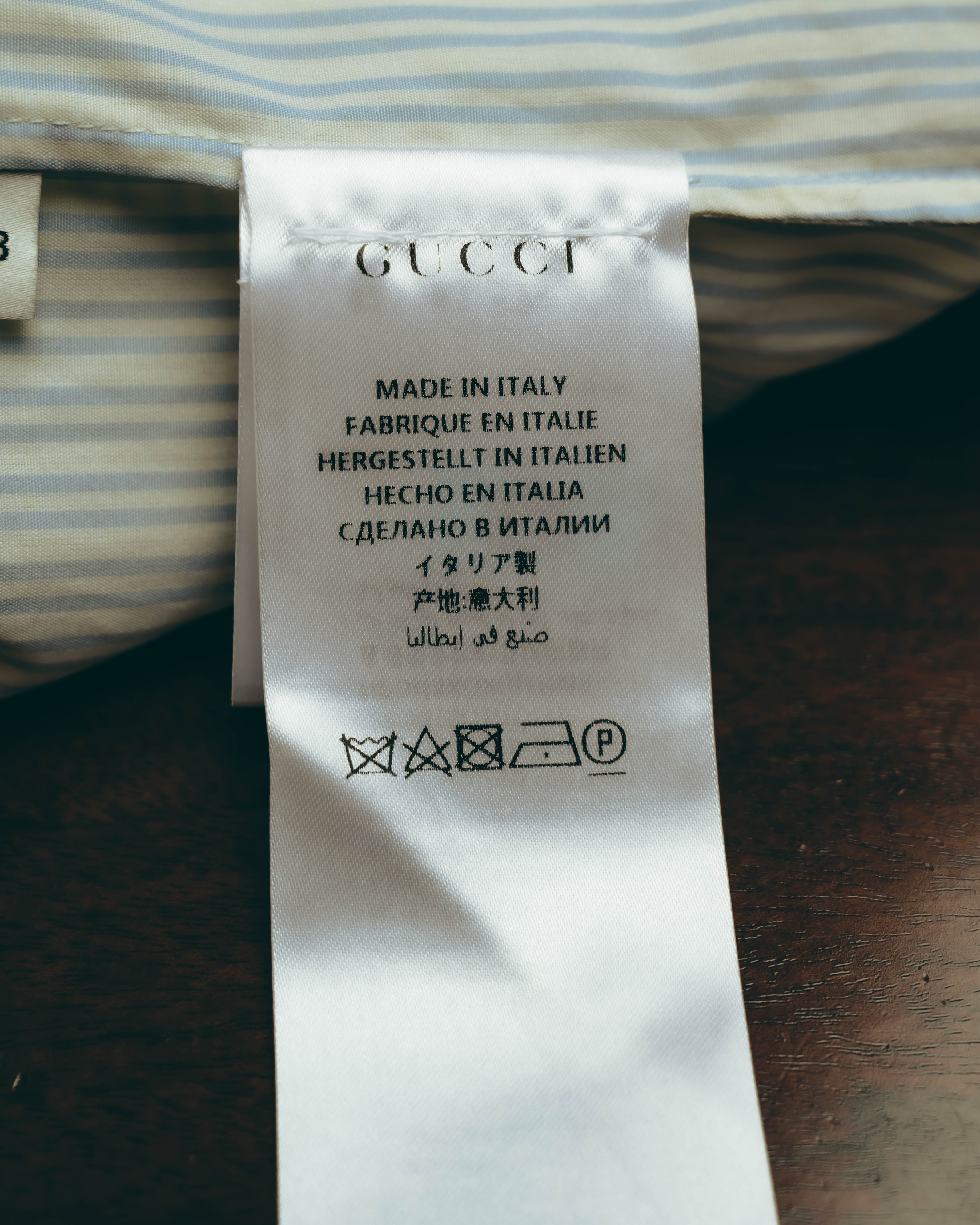 -SPECIAL- “GUCCI” 2017-2019 Floral embroidered ruffled striped shirt
