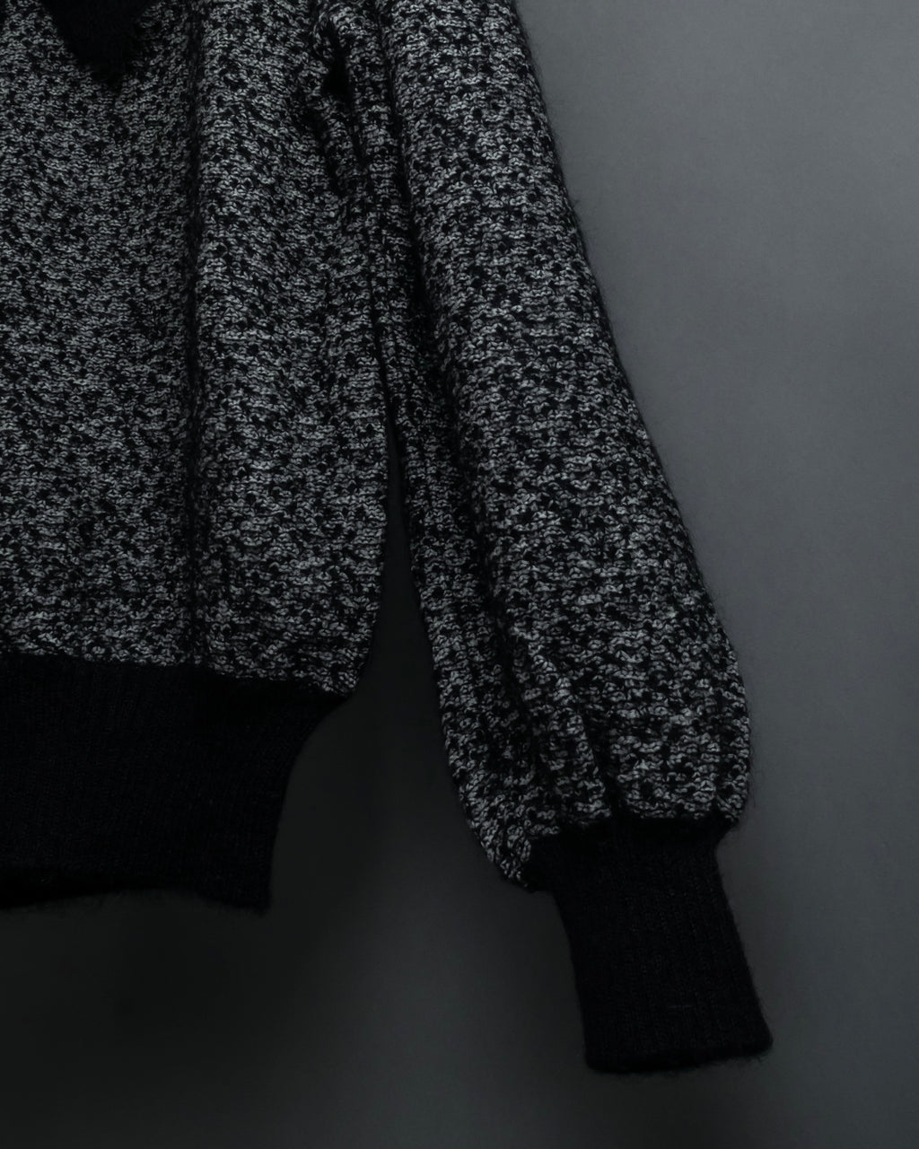 "Christian Dior PRETA PORTER"
Ribbon design mixed yarn knit pullover