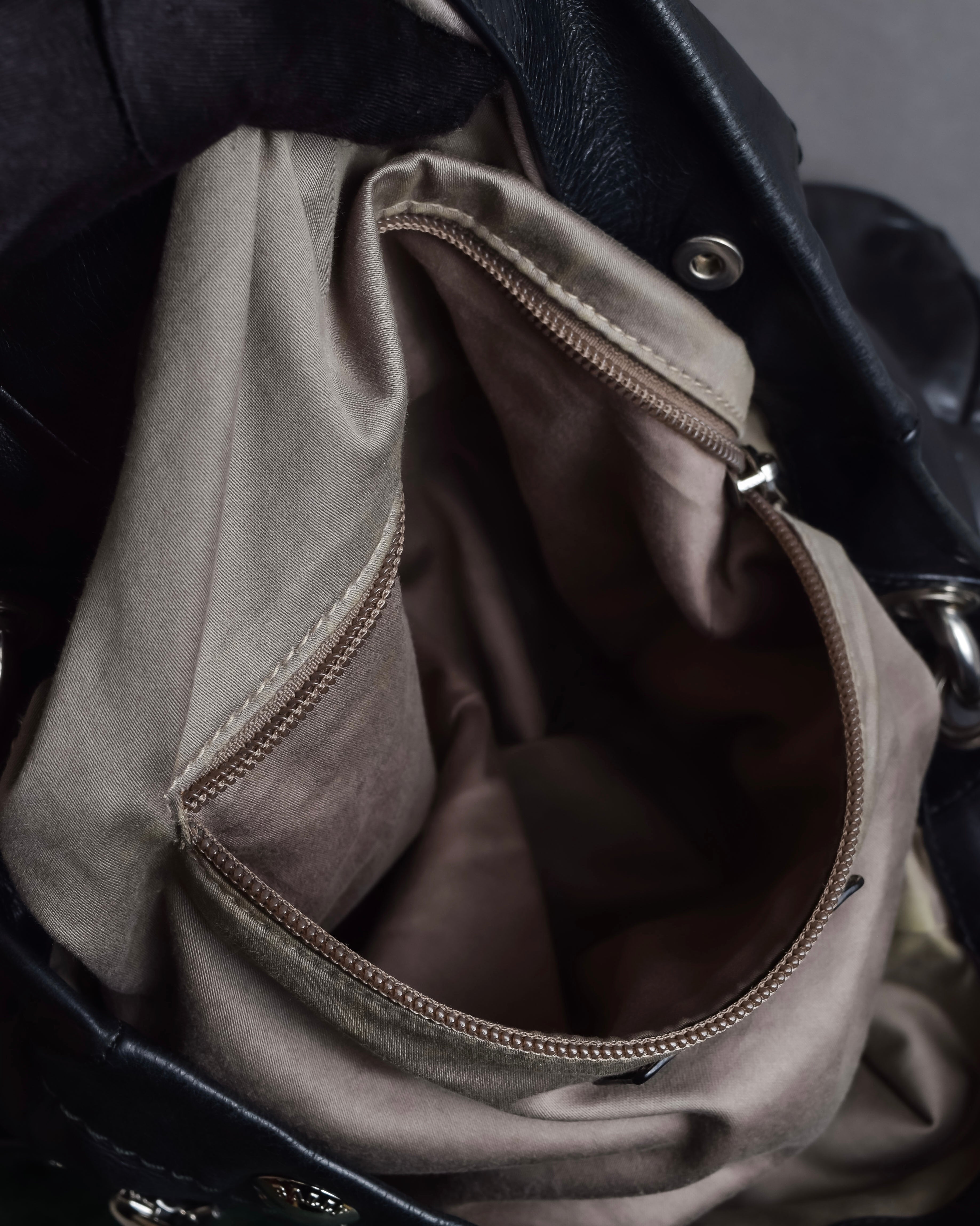 "BALLY" Soft grained calf shoulder bag