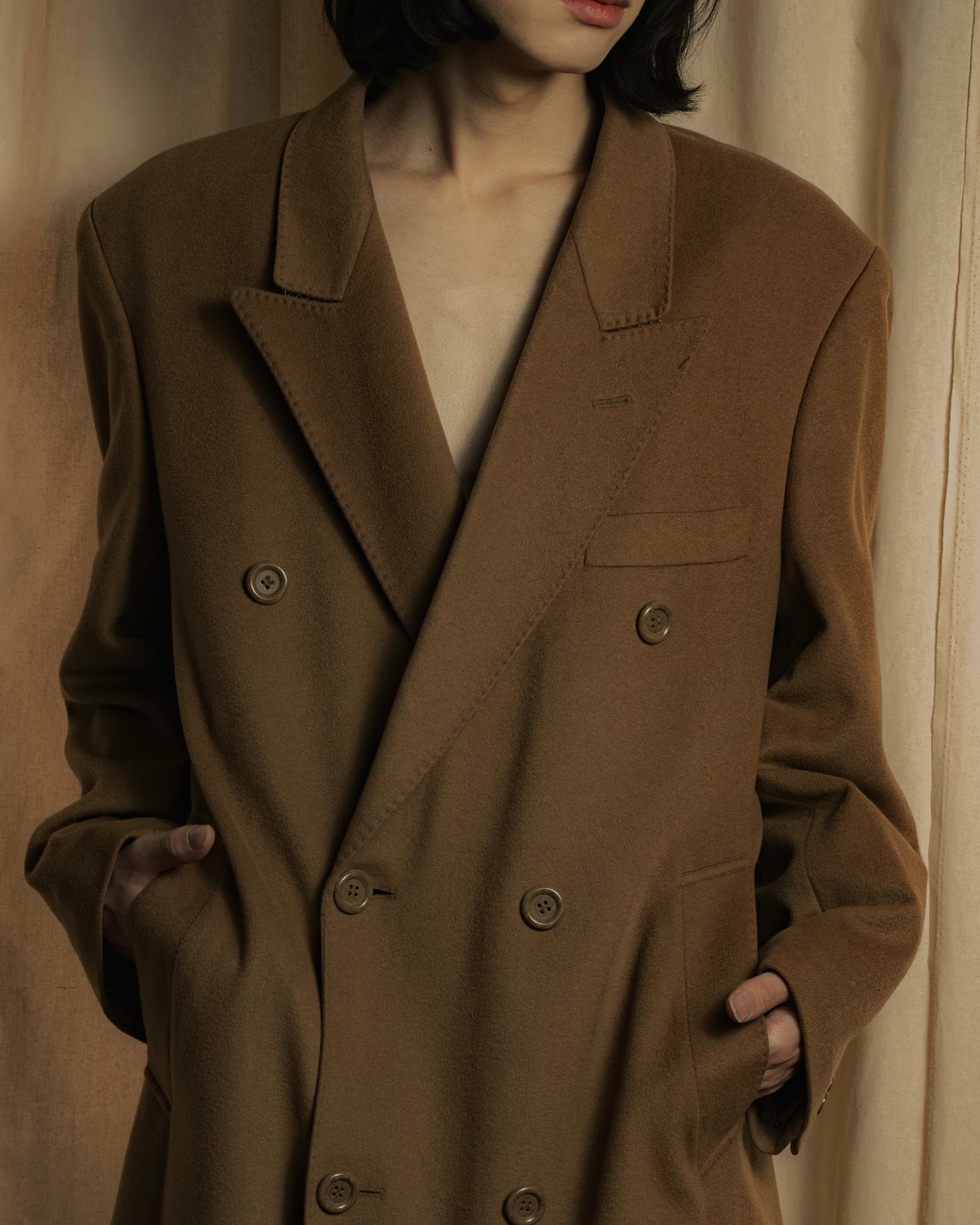 "BARBERINI" Classically tailored 100% cashmere chester coat