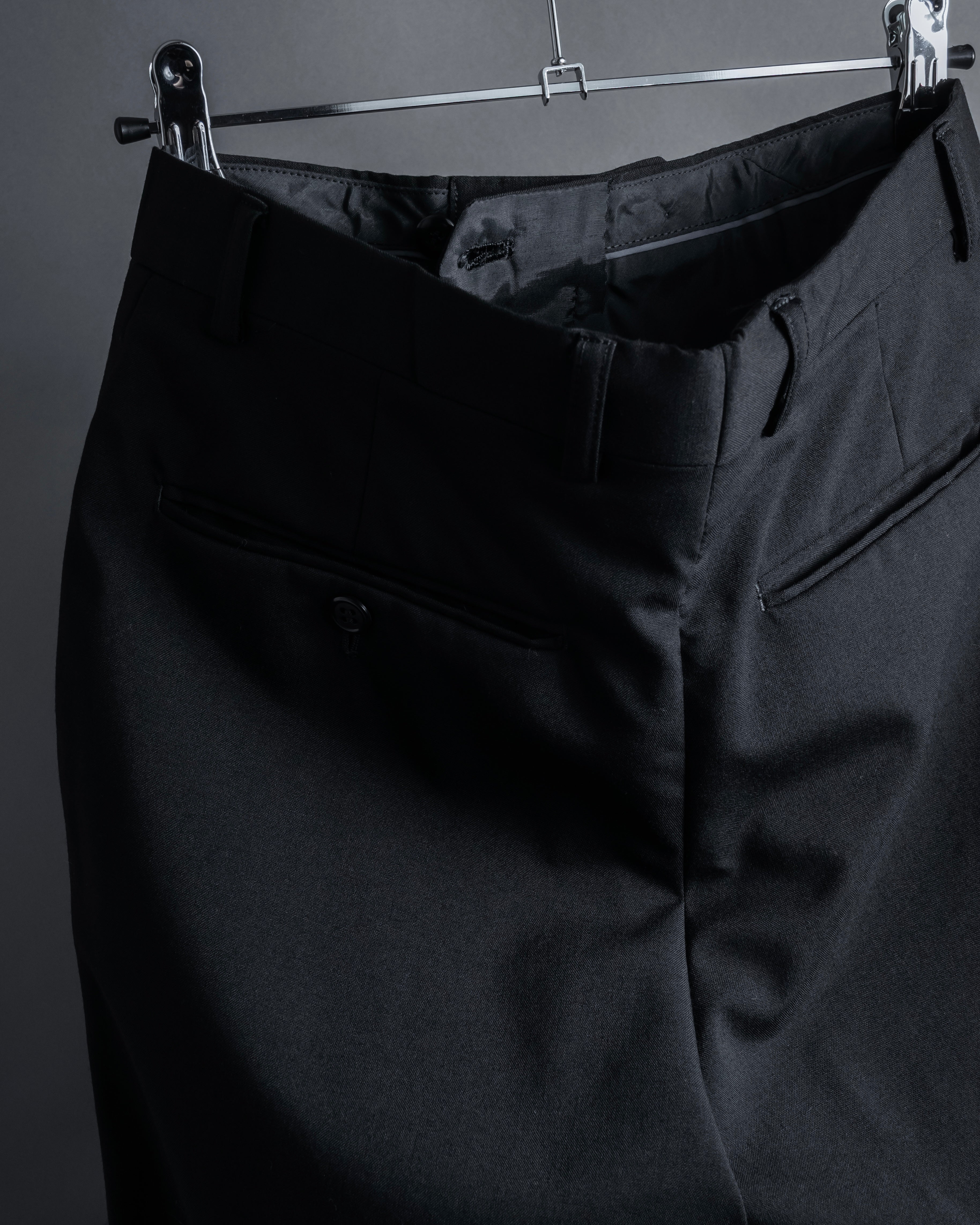 "YVES SAINT LAURENT" Straight tailoring design set up