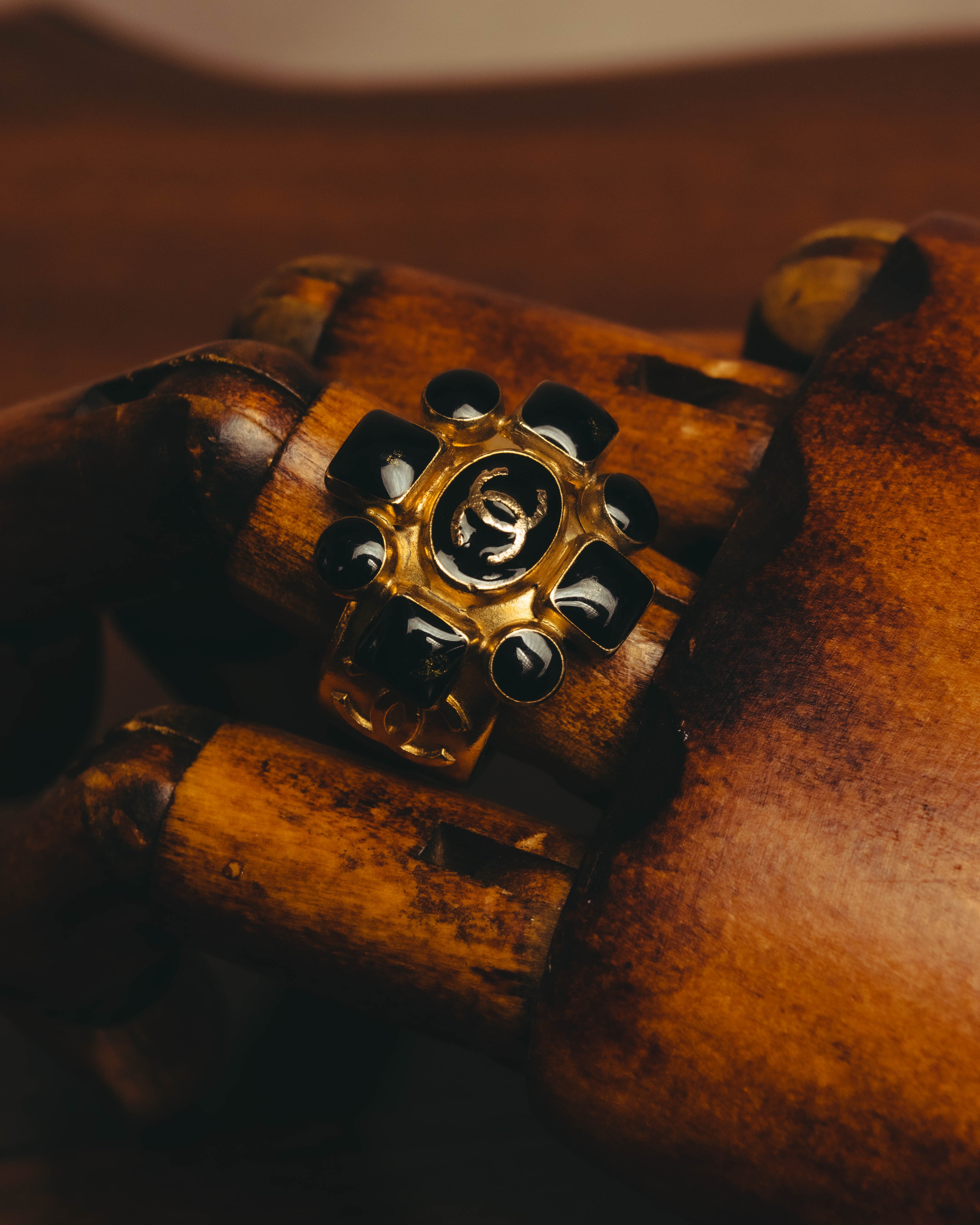 -SPECIAL- "CHANEL" 2007 AW Coco mark black cabochon ring