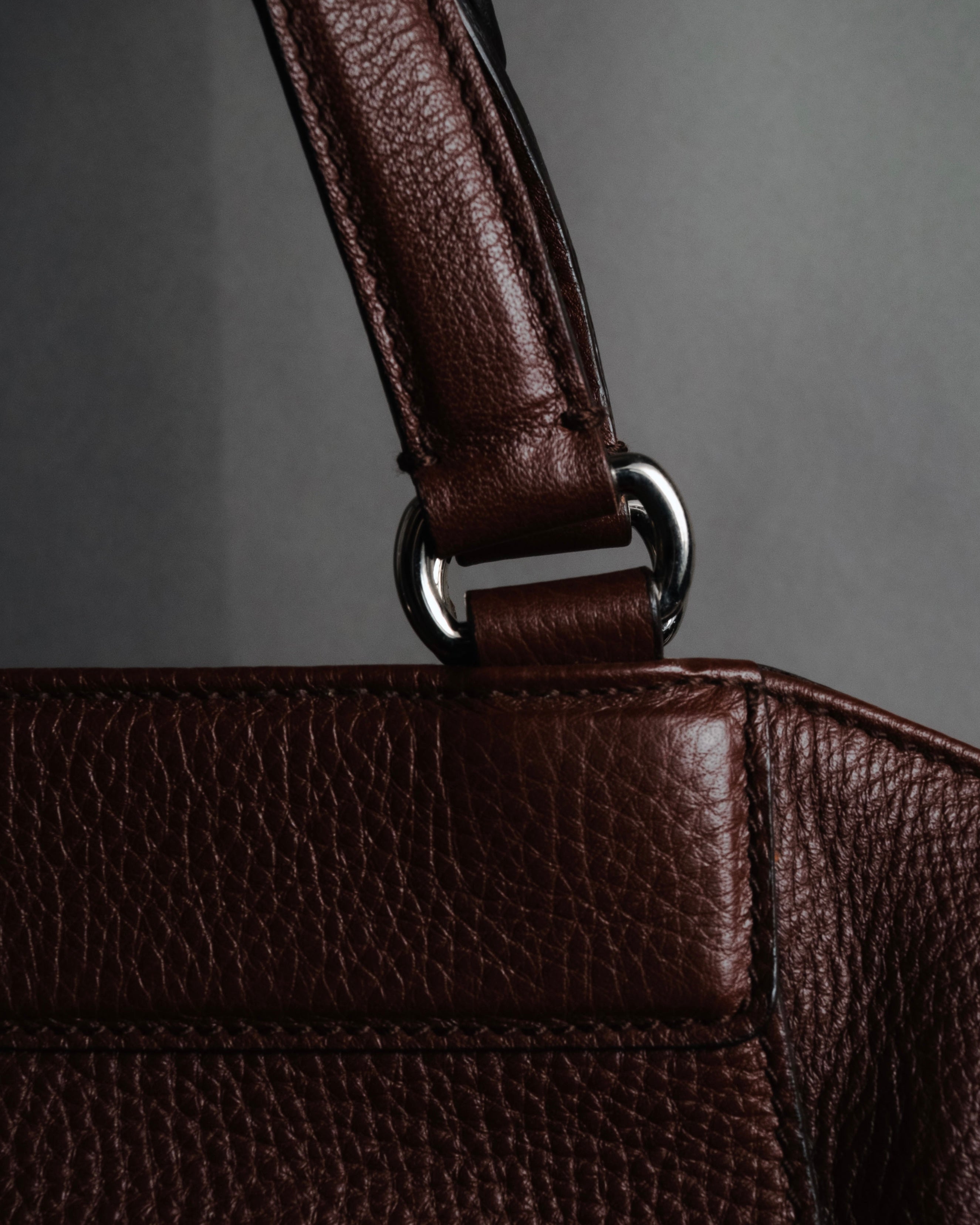 "Salvatore Ferragamo" 90’s-00’s Gancini hardware pebbled leather tote bag