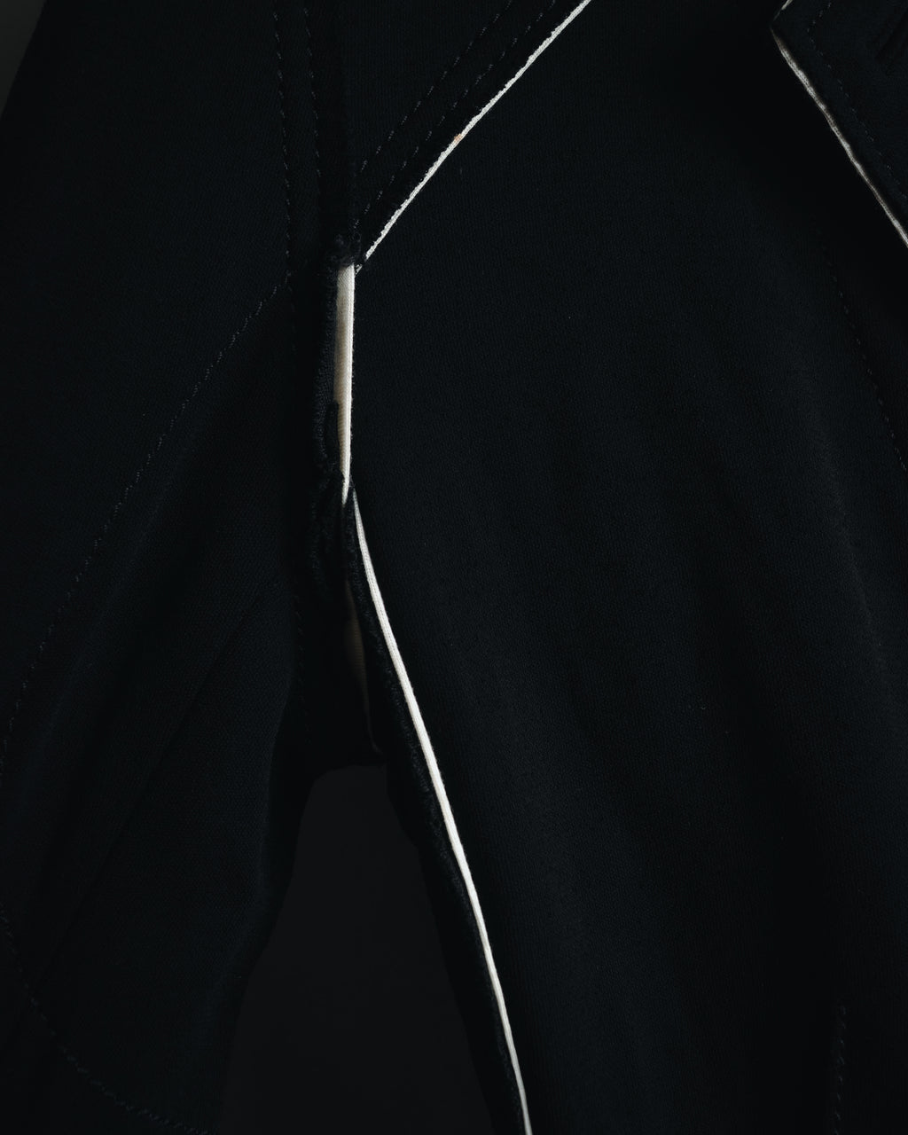 "Donna Karan" Contrast piped tailored jacket