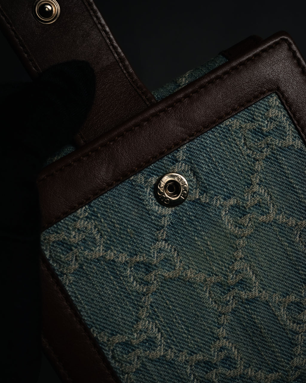 “GUCCI” 00’s GG denim script logo wallet