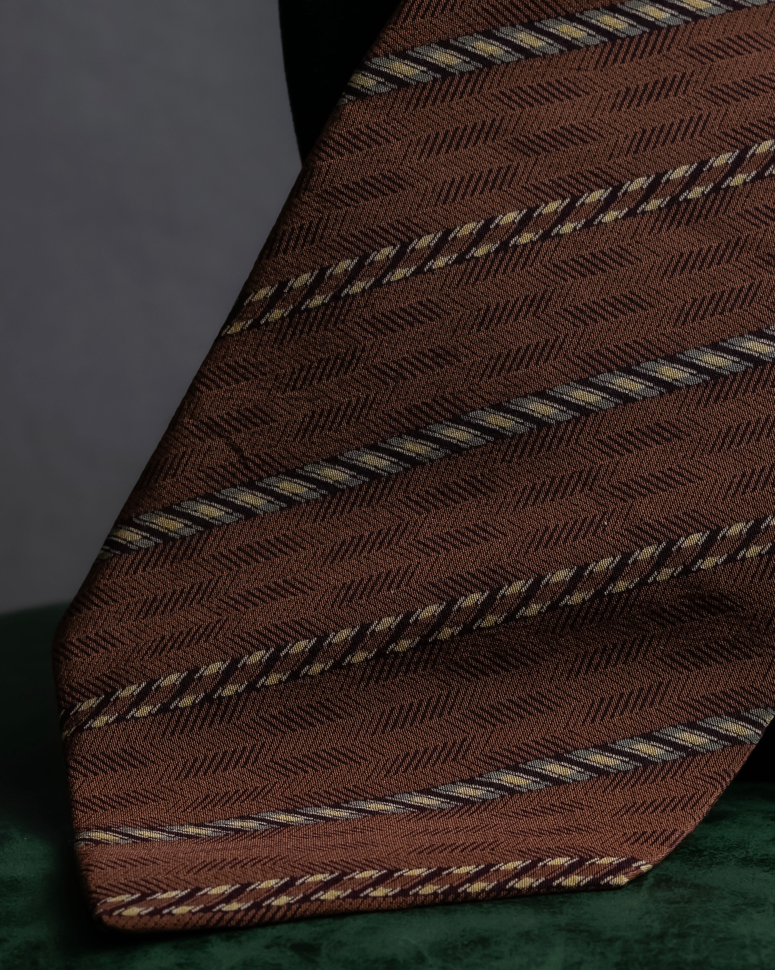 "GIORGIO ARMANI" Double line stripe pattern silk necktie