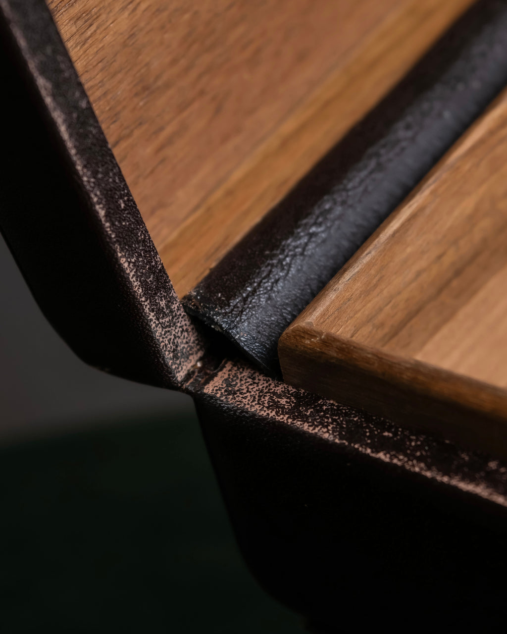 "LOEWE" Logo engraved wooden storage box