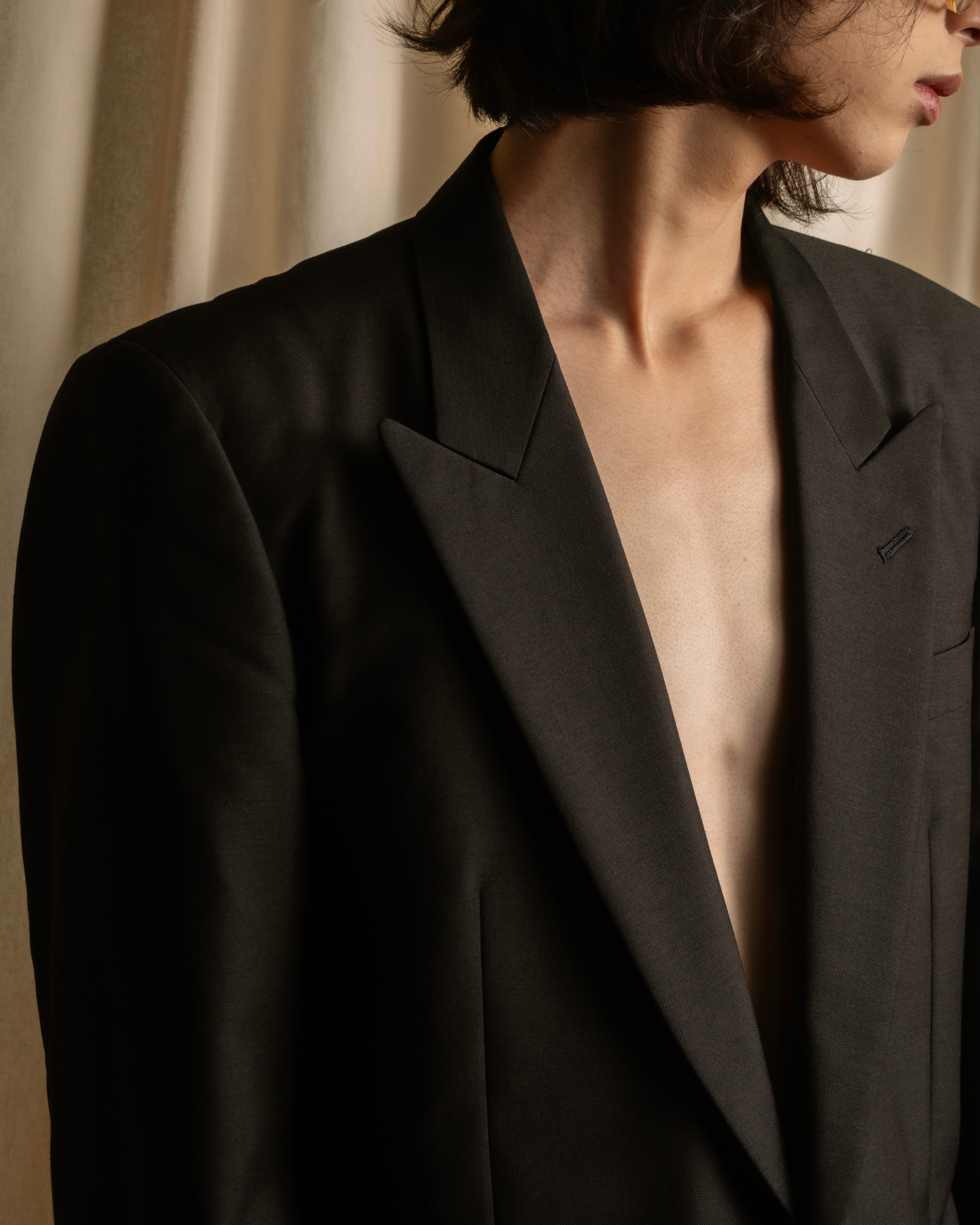 "YVES SAINT LAURENT" Strongly tailored shaped wool set up