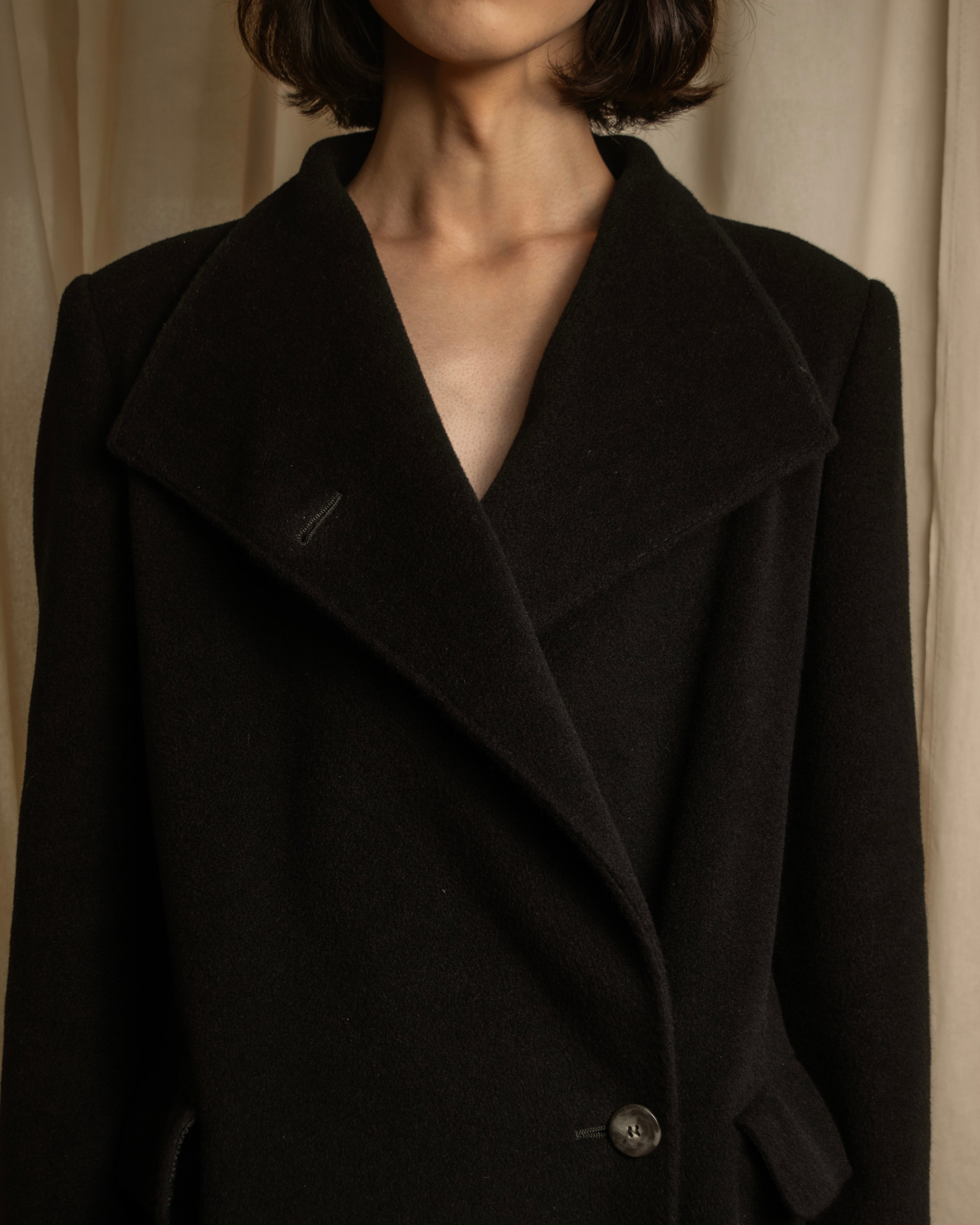 "Max Mara" 90's Asymmetrical front long chester coat