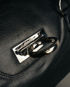 “Salvatore Ferragamo“ 00’s-10’s Gancini ring hardware leather shoulder bag