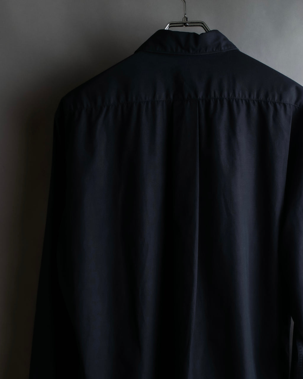 "Yohji Yamamoto COSTUME d’HOMME" Minimal detail cotton poplin black shirt