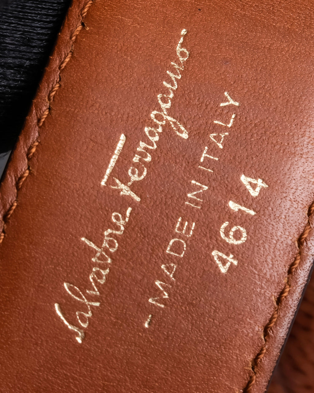 "Salvatore Ferragamo" Gancini motif chain design leather belt
