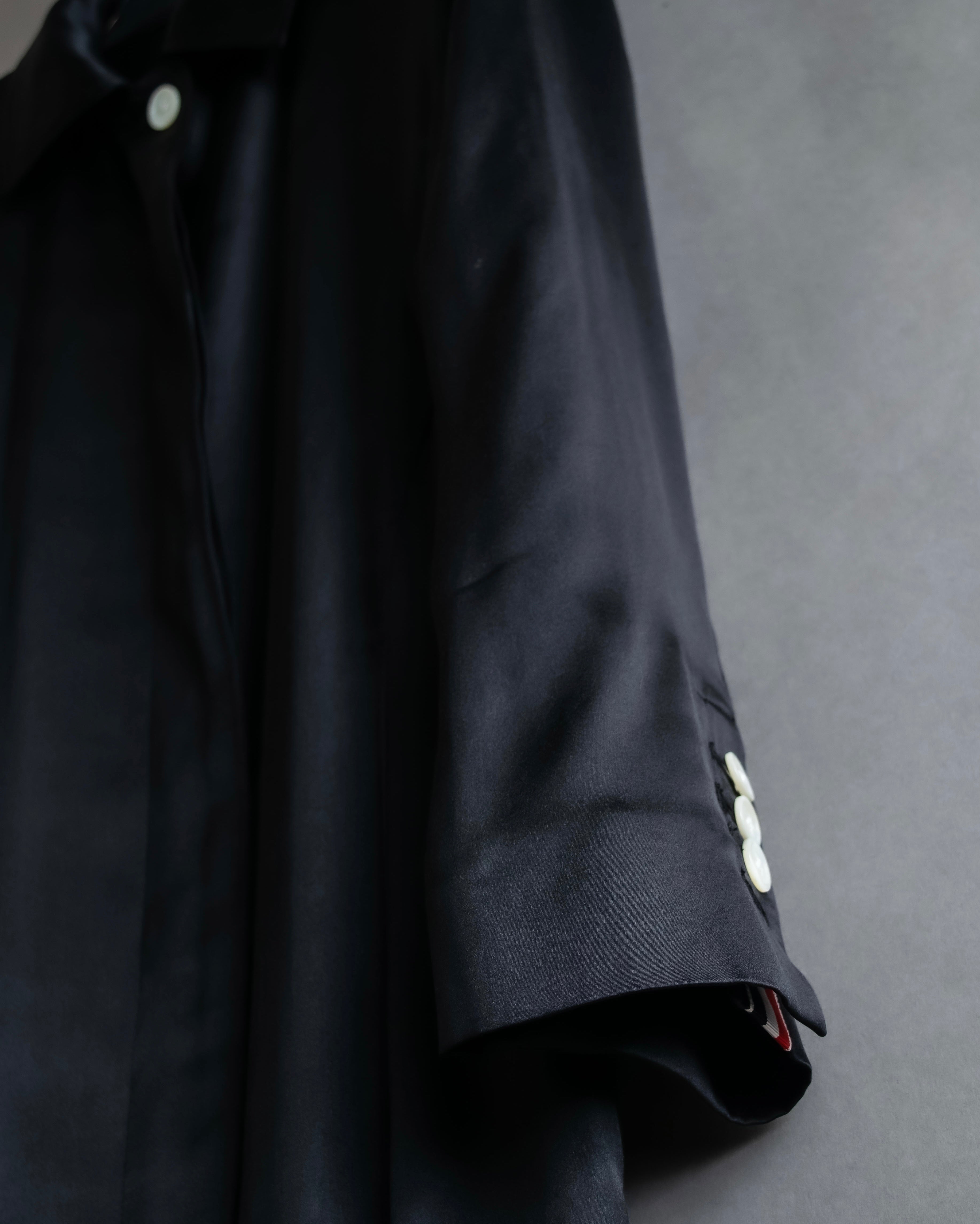 "THOM BROWNE" Shiny long hidden button shirt