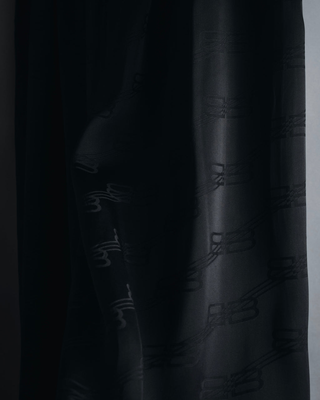 BALENCIAGA 2022春夏影子字母宽松休闲裤