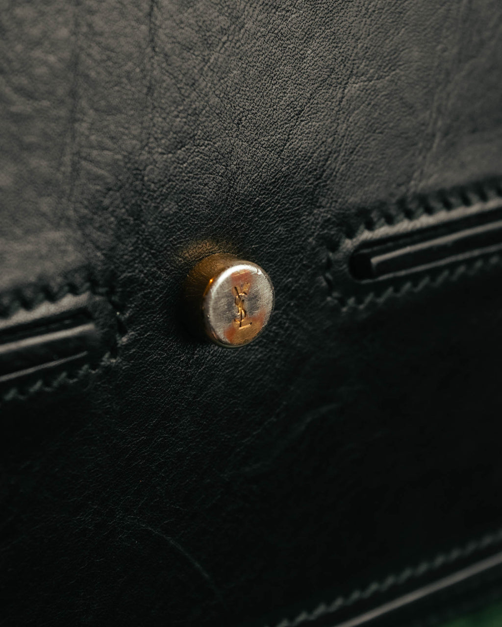 -SPECIAL- “YVES SAINT LAURENT rive gauche”
2008-2012 Muse two leather shoulder bag