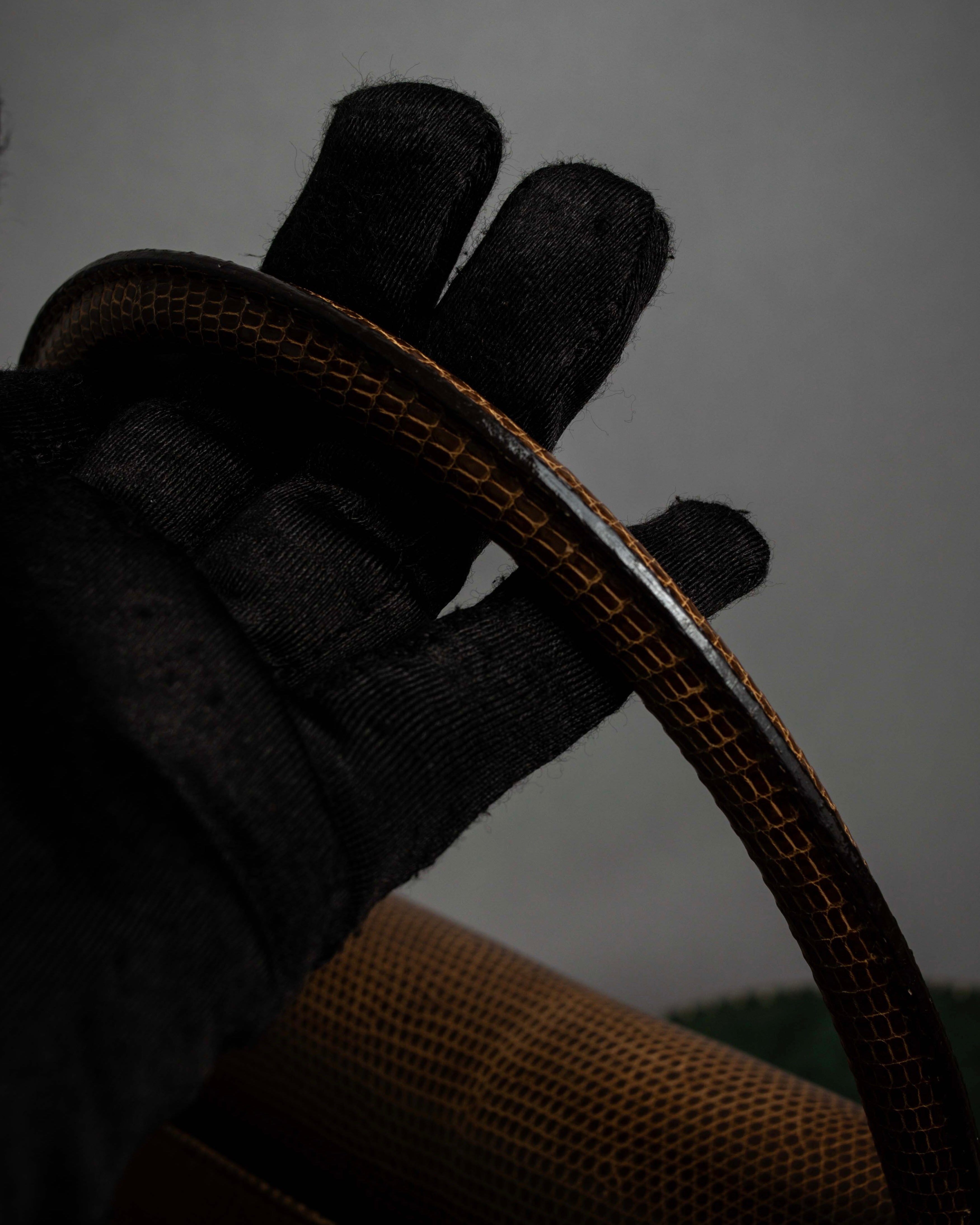 "YVES SAINT LAURENT" Flap design lizard embossed leather hand bag