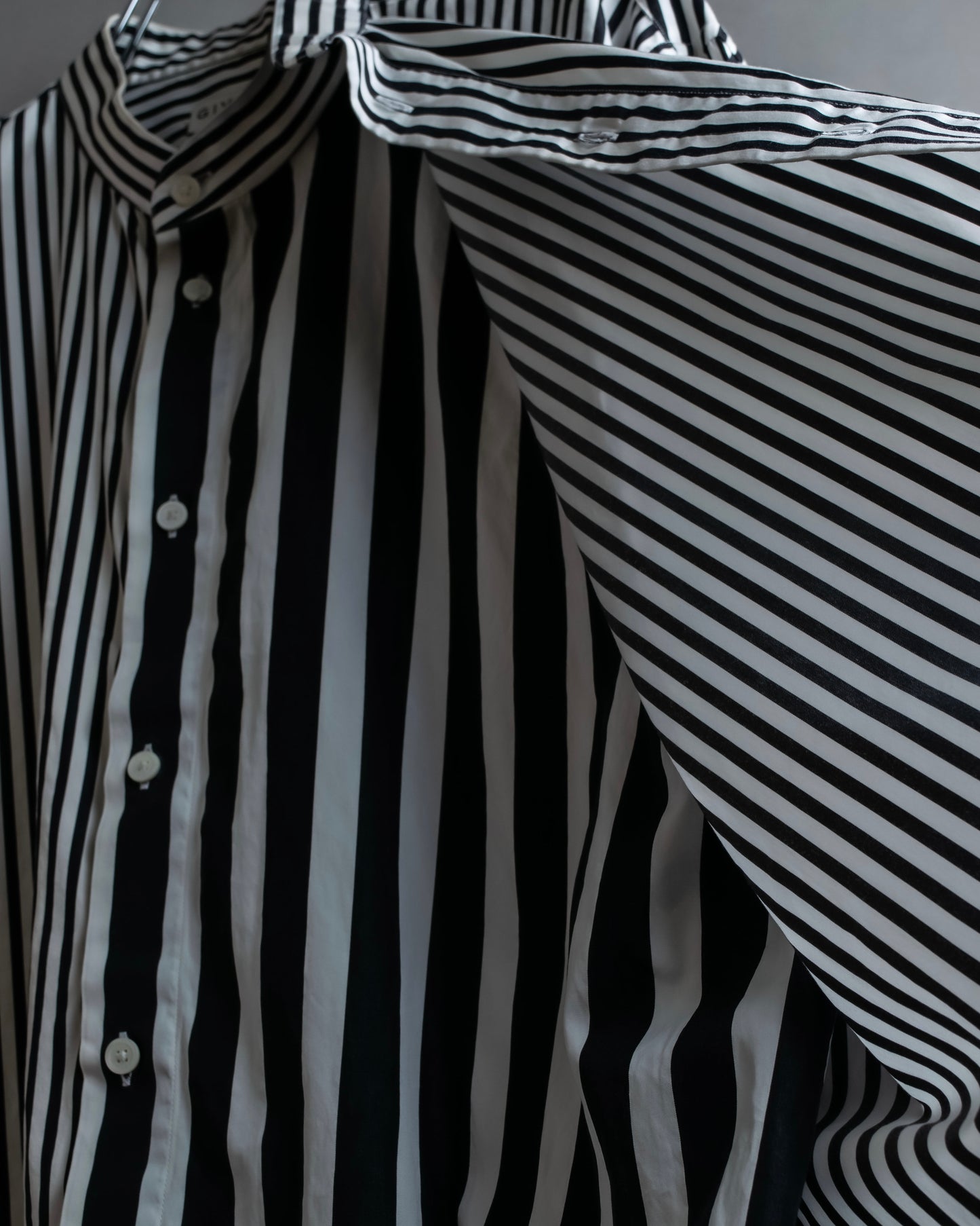 "GIVENCHY" Asymmetrical stripe pattern different thicknesses shirt