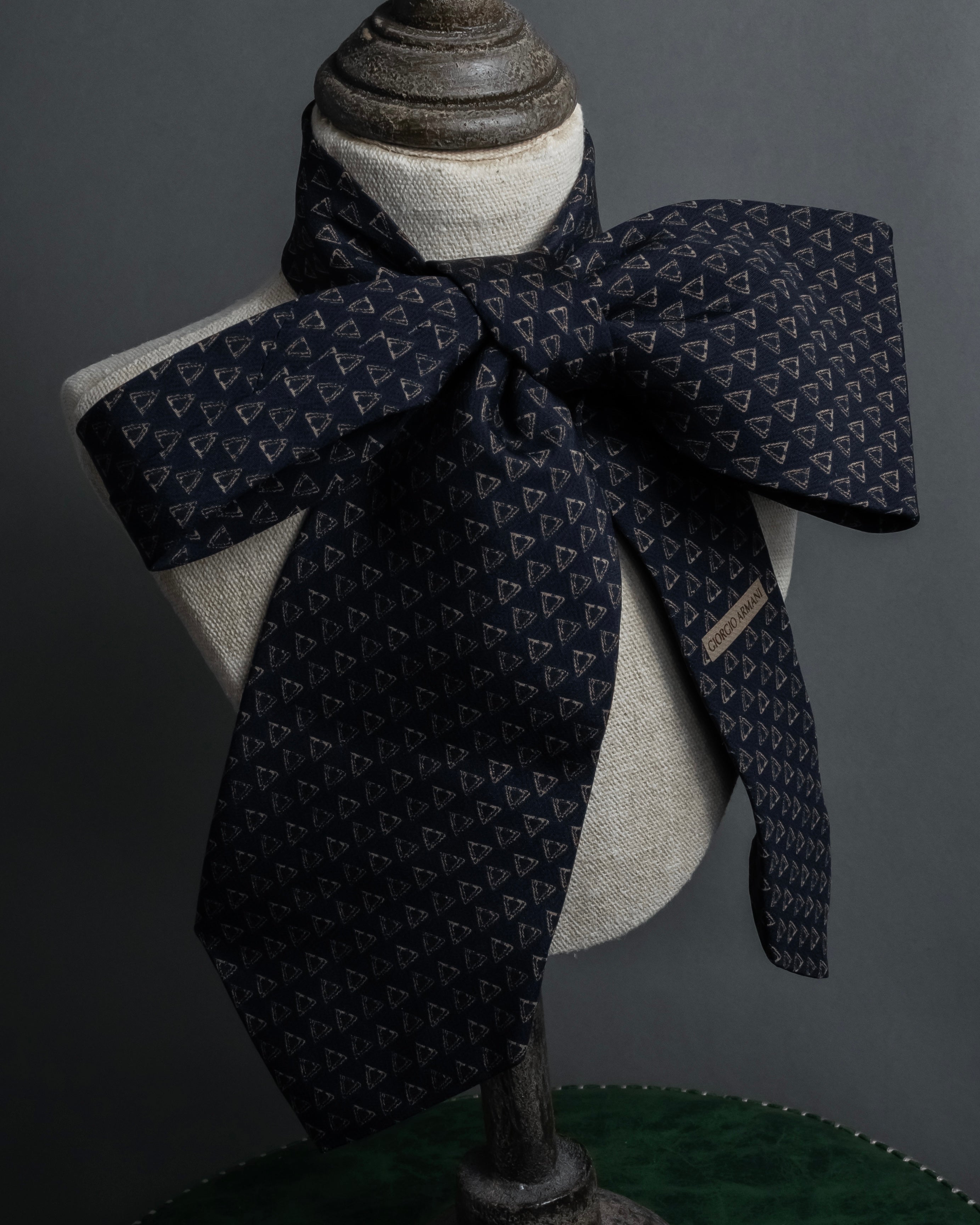 "ARMANI COLLEZIONI" Repeated triangle motif silk neck tie