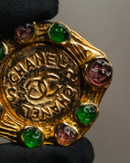 -SPECIAL- “CHANEL” 80’s-90’s Gripoix style cabochon logo brooch