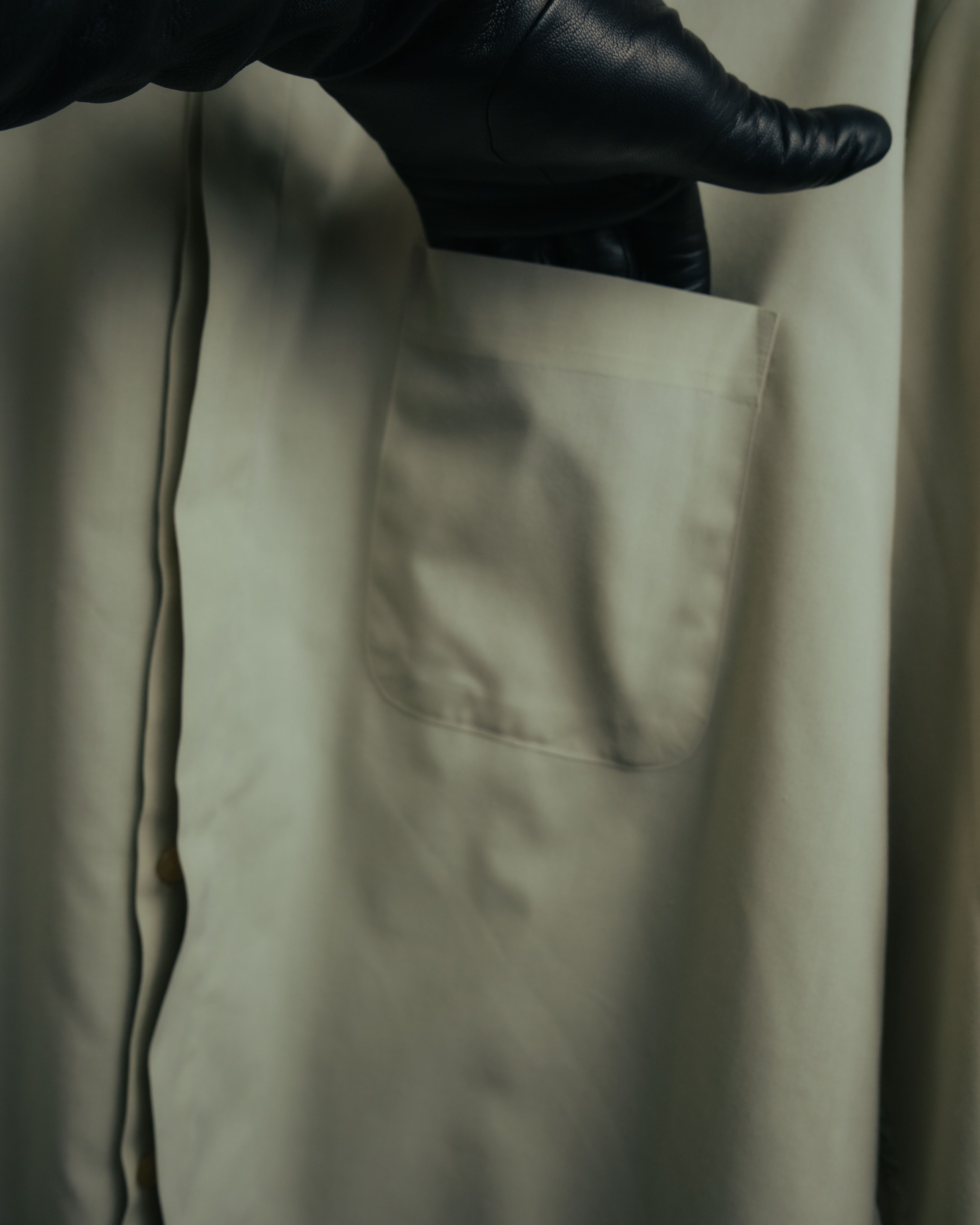 -MOOD Vintage Collections-
90’s Round collar fly front shirt