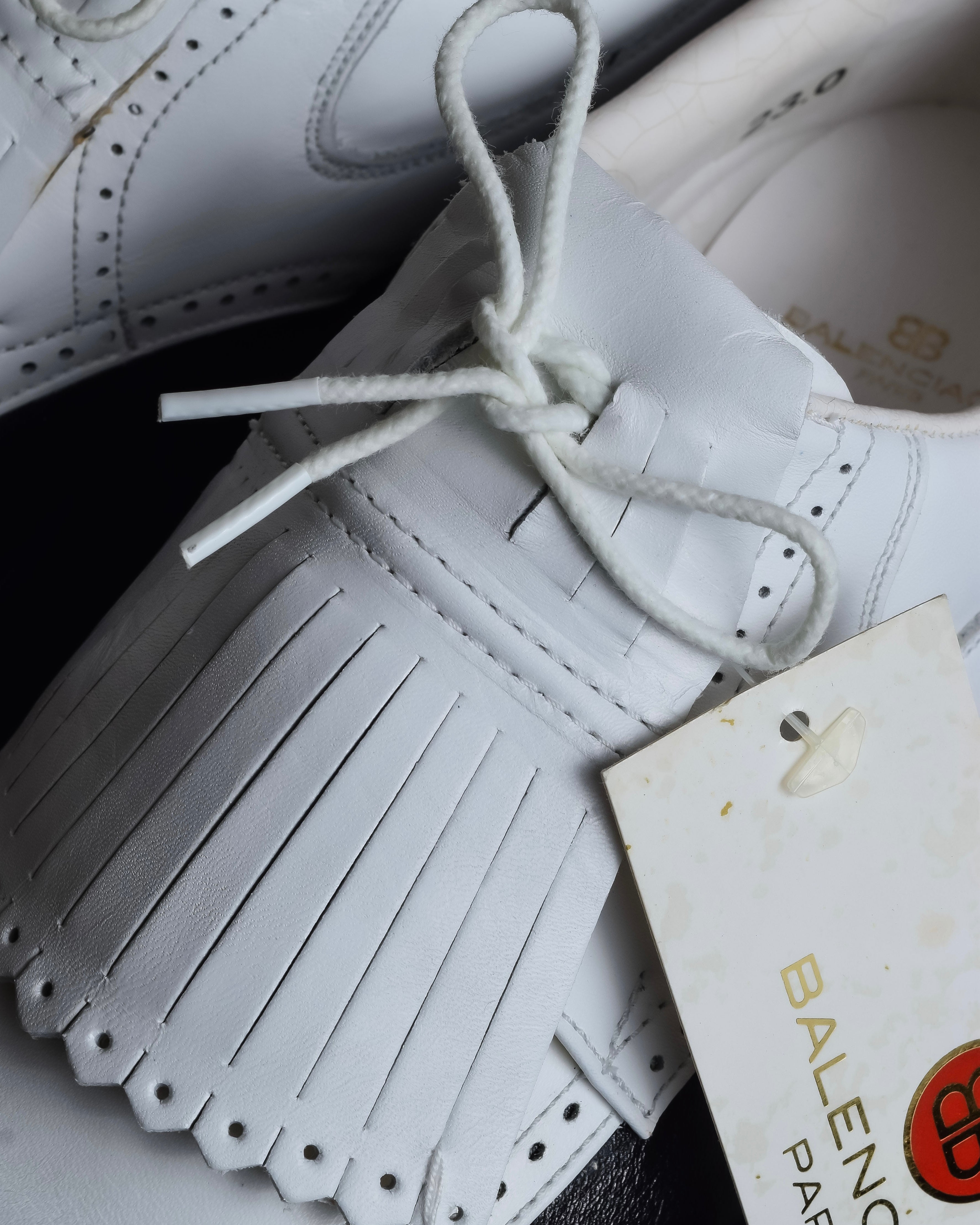 "BALENCIAGA" Two-tone fringe design leather golf shoes