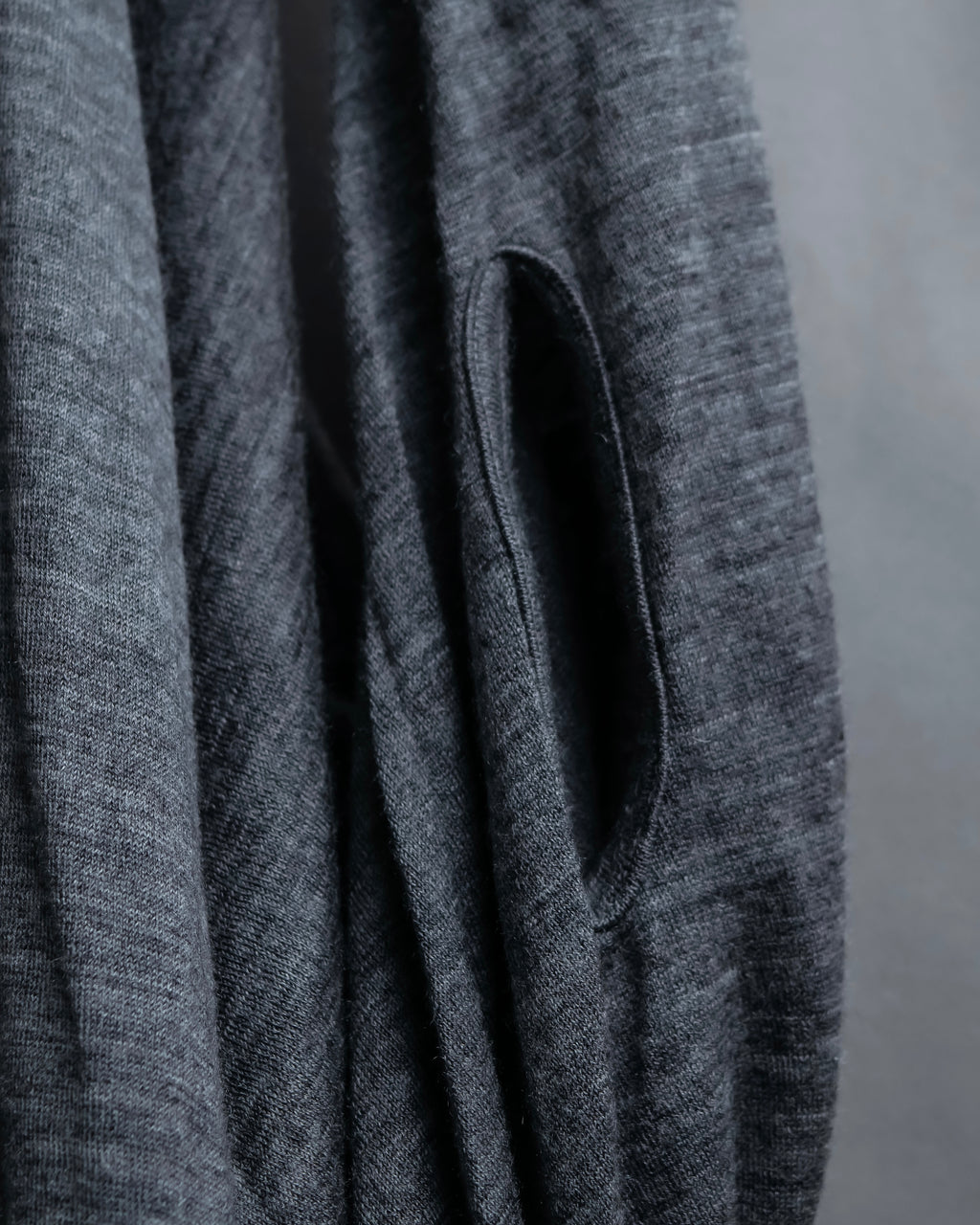 "JUNYA WATANABE COMME des GARCONS" 2008AW Collection Pieces Connected arms design knit