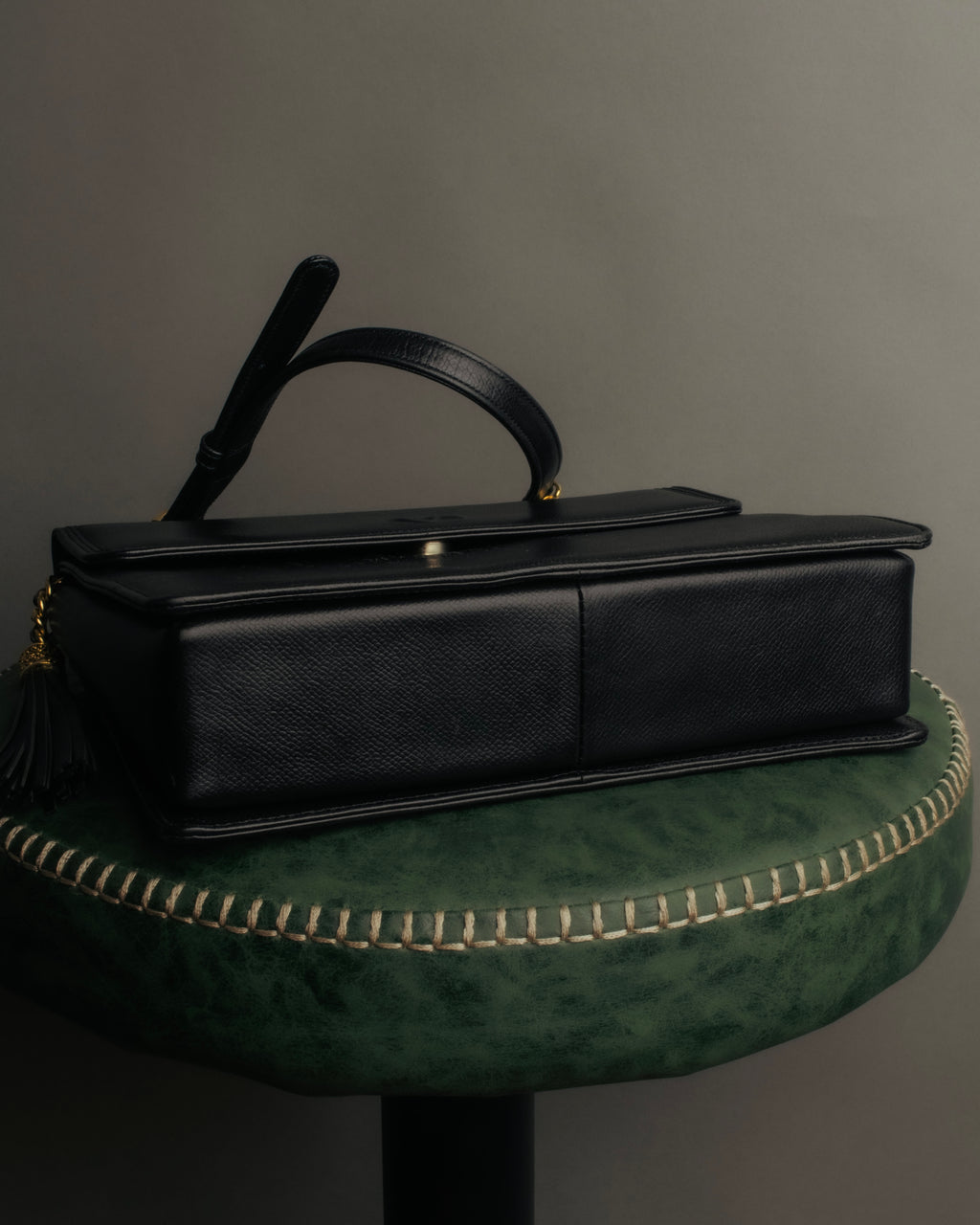 “Valentino Garavani” 90’s-00’s Structured V logo leather handbag