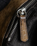 "PRADA" Hook hardware design ostrich leather shoulder bag