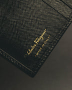 "Salvatore Ferragamo" 80's–00's Classic gancini bifold wallet