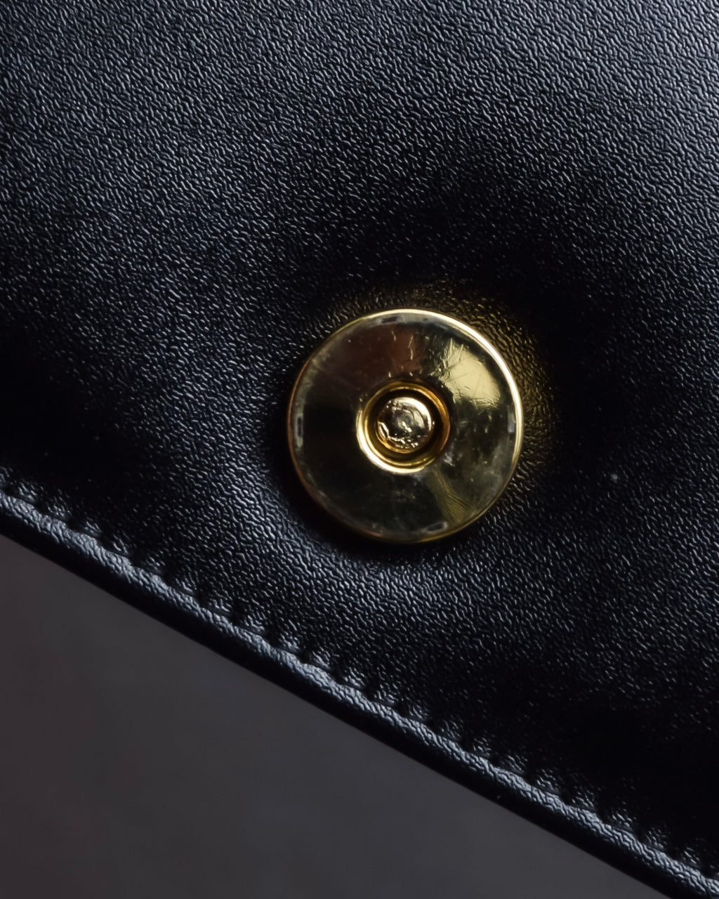 "Cartier" Logo engraved horizontal chain shoulder leather bag